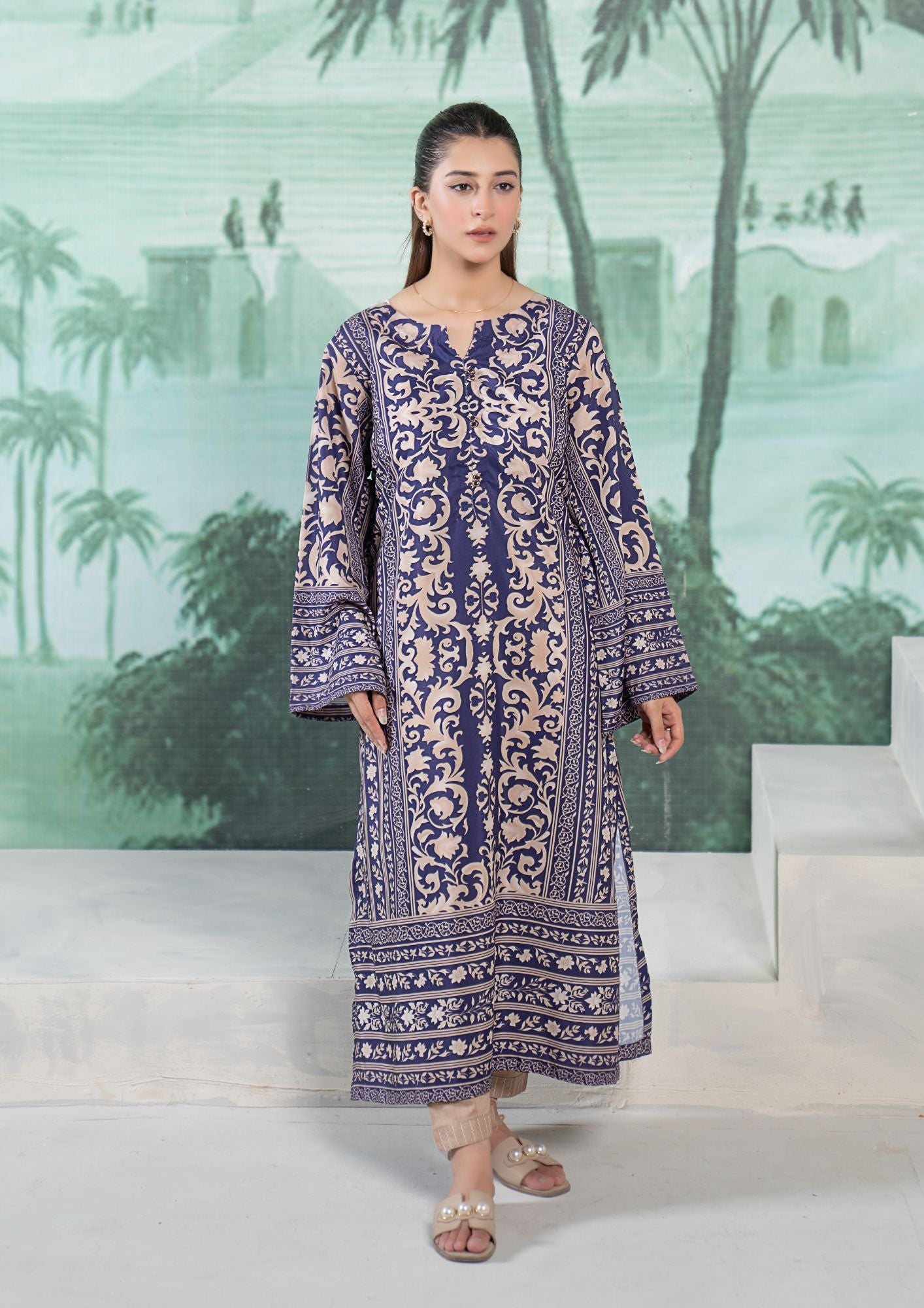 arabic lawn Kaftan in Navy blue