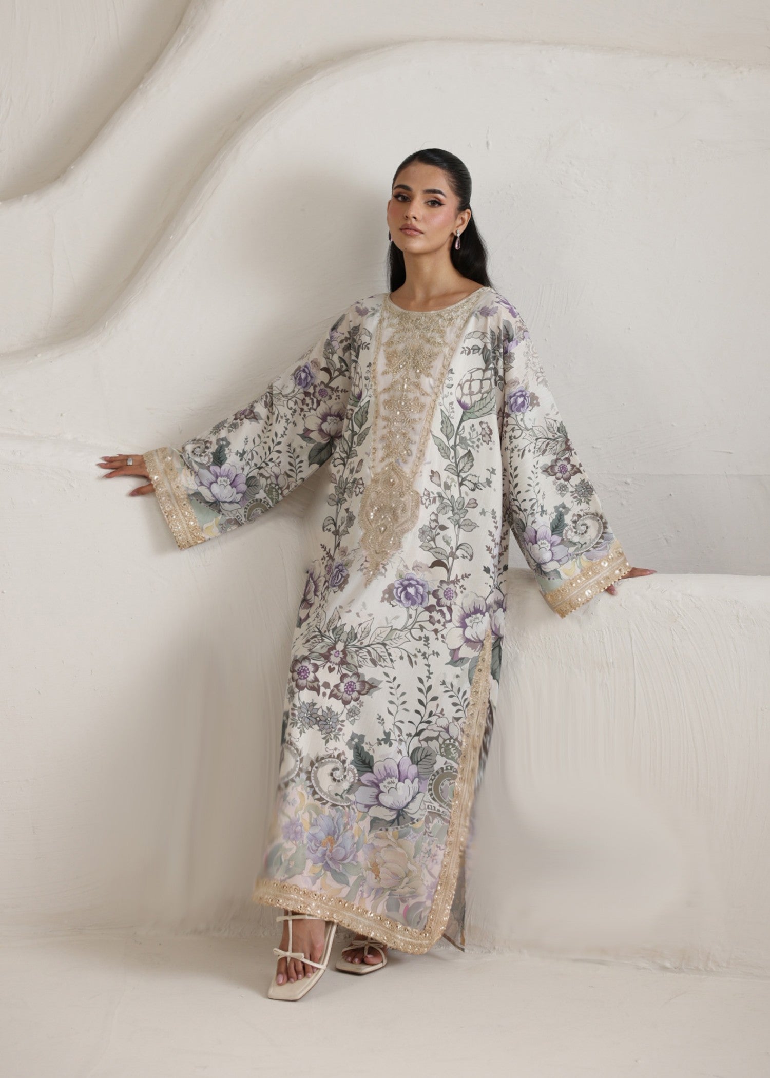 raw silk Kaftan in White