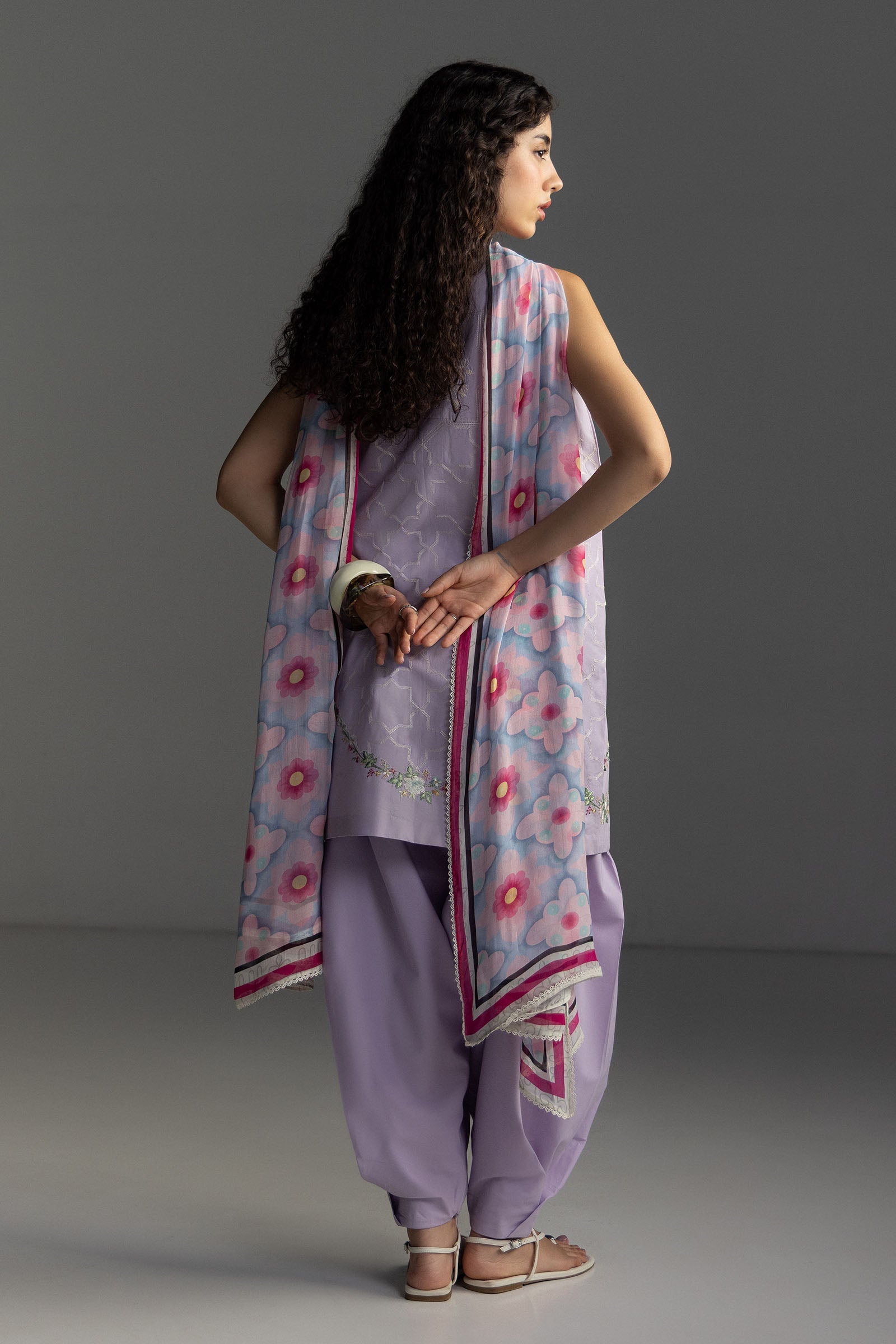 Coco Lawn Edit – Rivae-1A