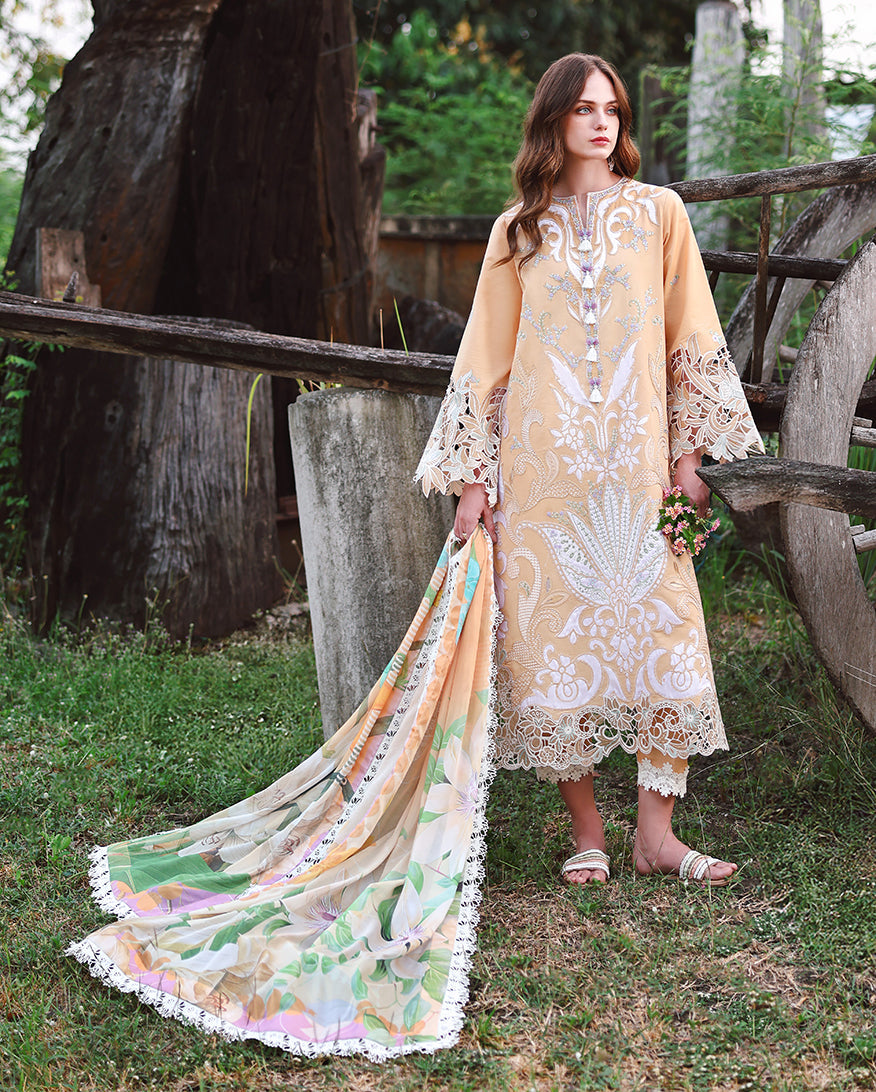 Secret Garden Lawn – Wisteria Veil