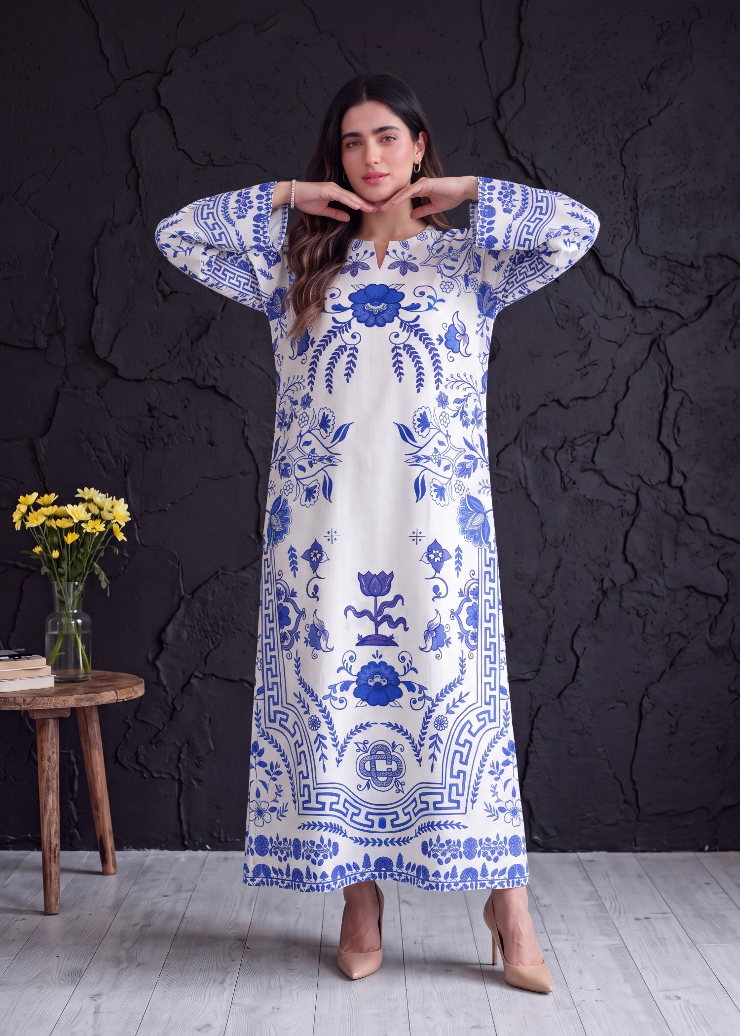 raw silk Kaftan in White, blue