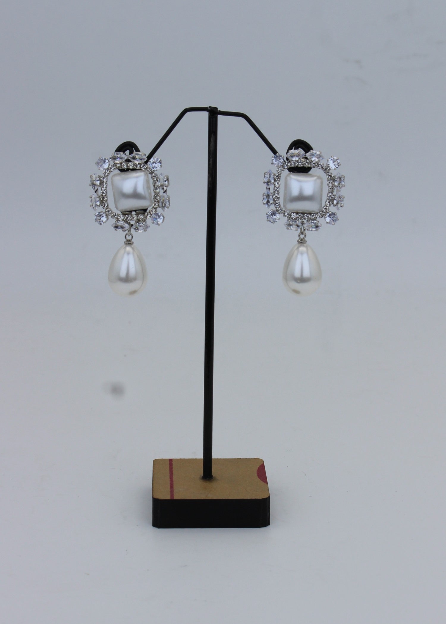 Earrings in White Color by - Trendy Women Earrings TMT3860
