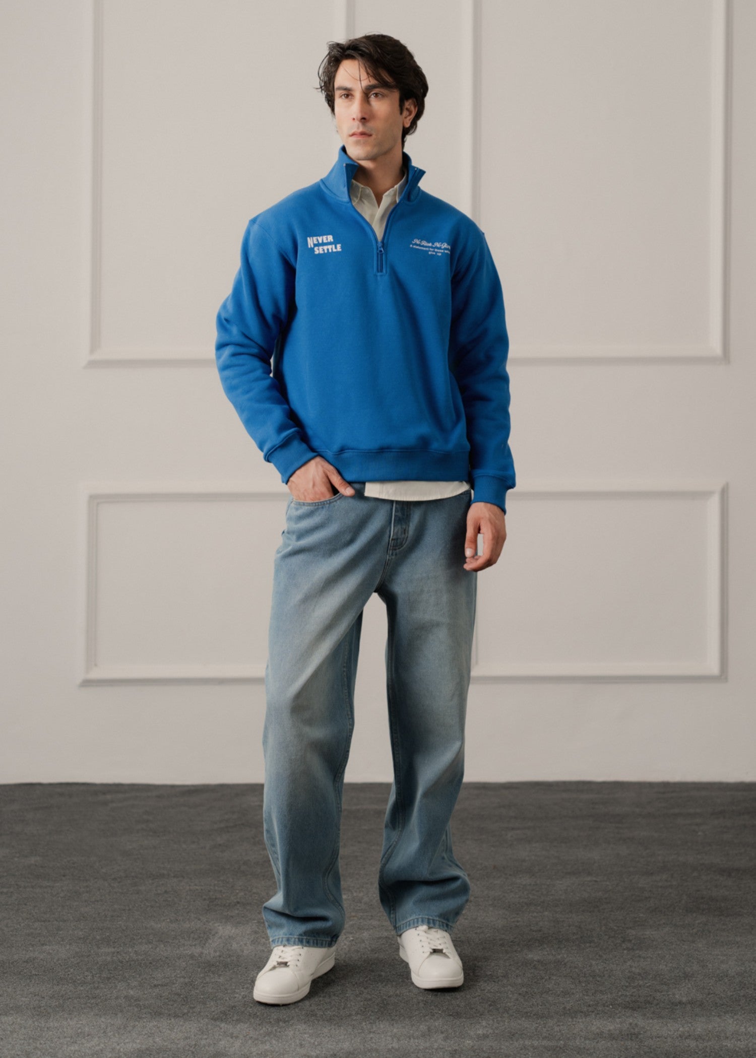 fleece Sweatshirt in Royal blue