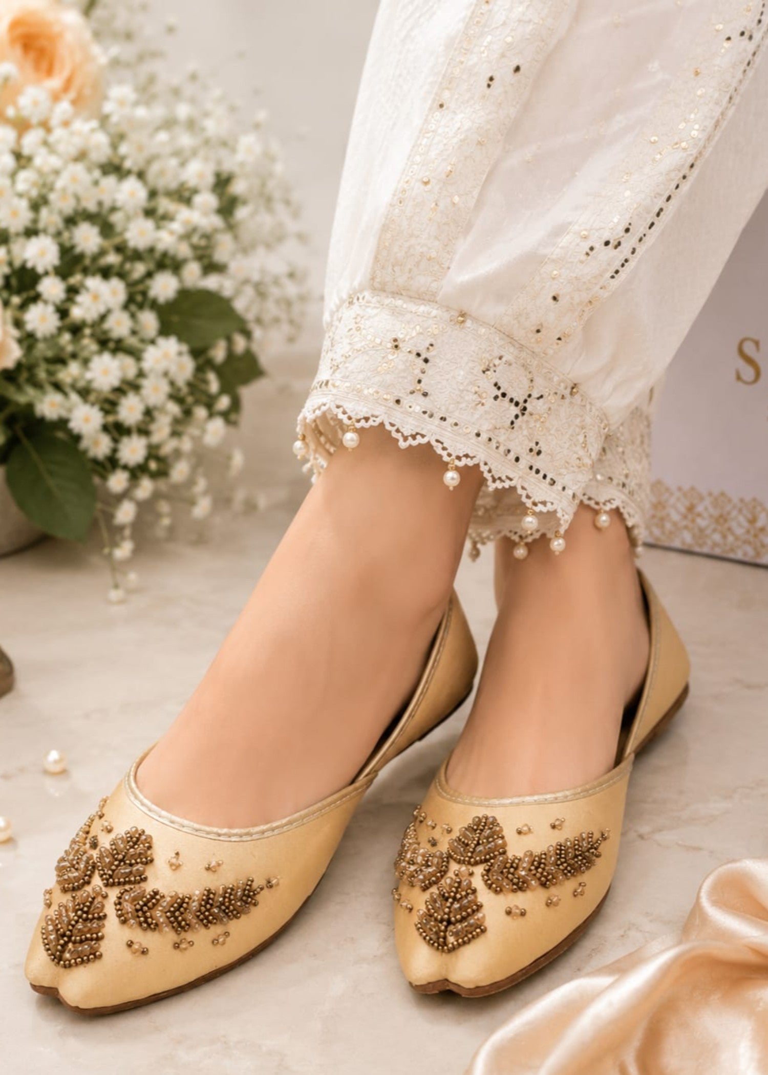 Khussa in Beige by - High Quality Women Khussa ZTX9895