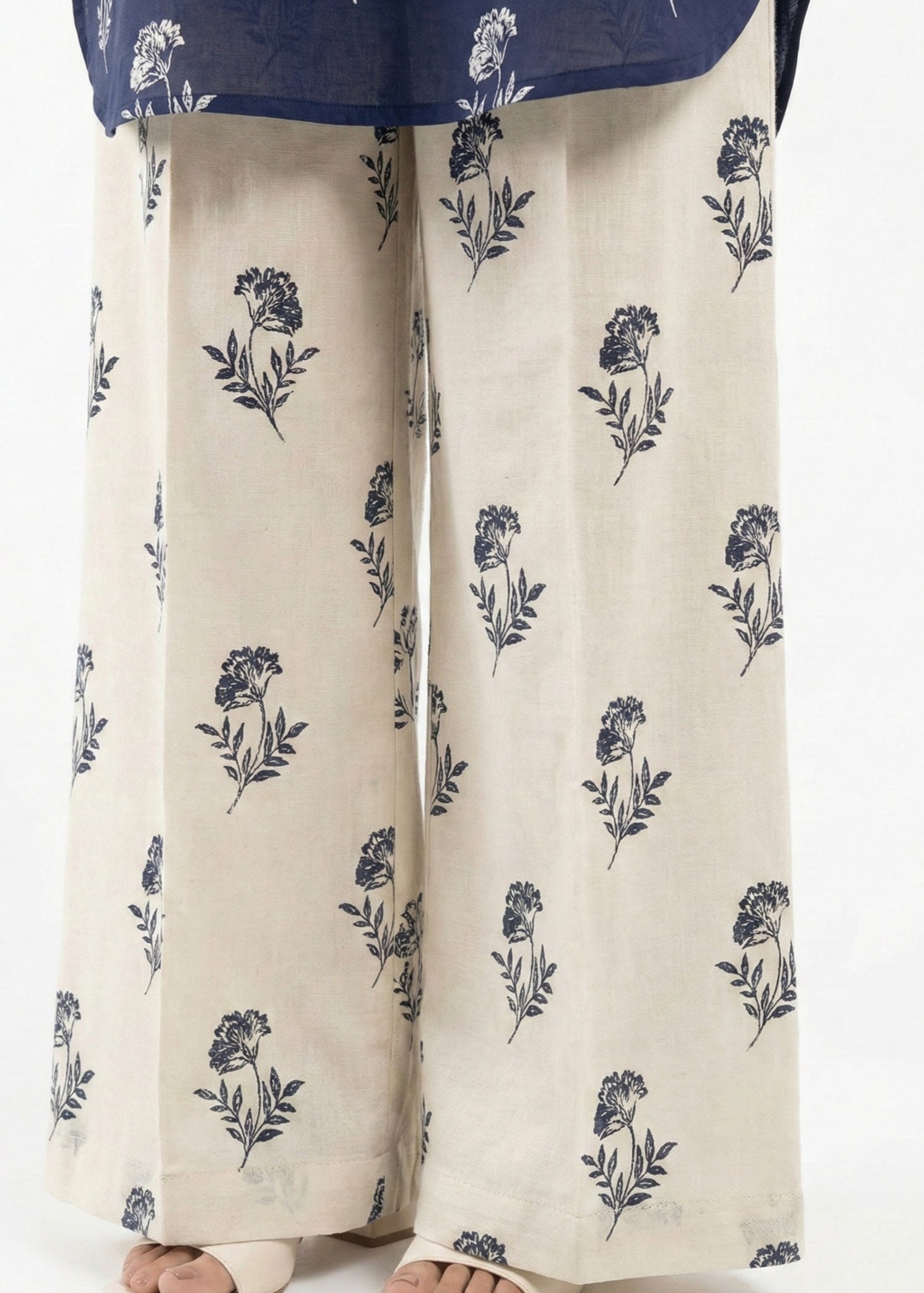 linen Kurta Set in Off-white, navy blue