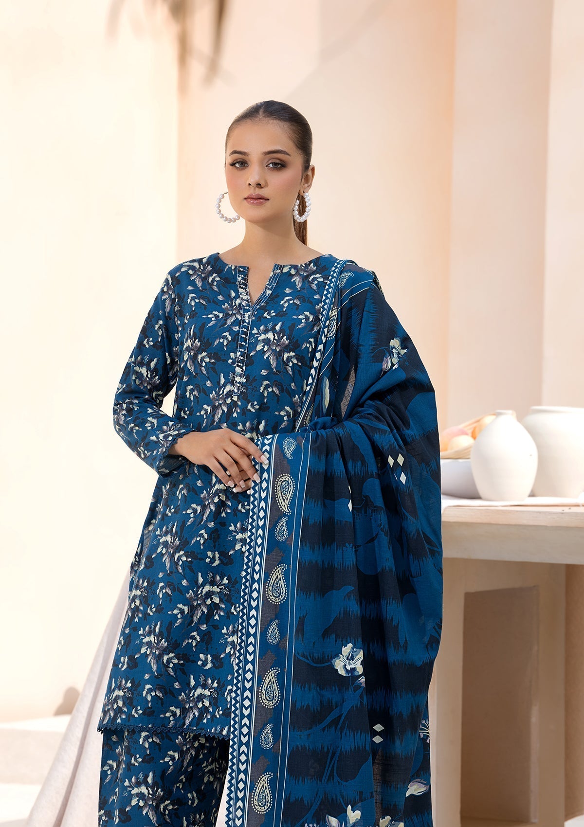 khaddar Kurta Set in Royal blue
