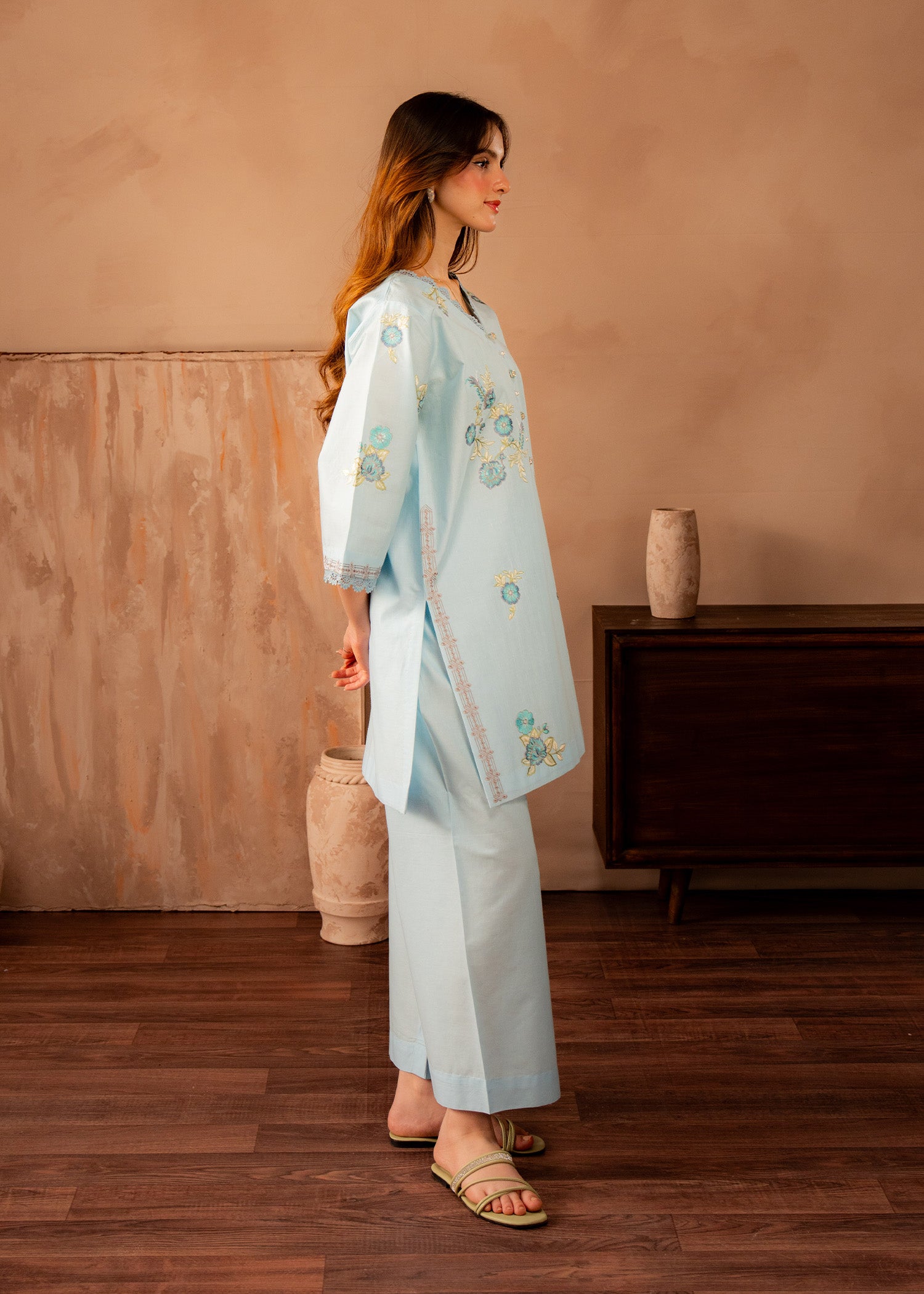 lawn Kurta Set in White, sky