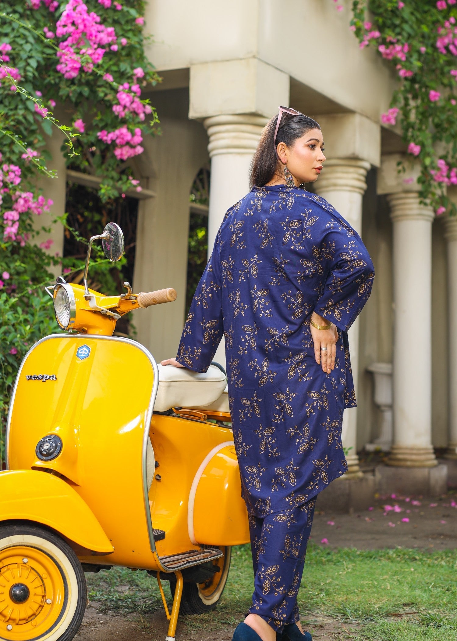 linen Gown in Navy blue