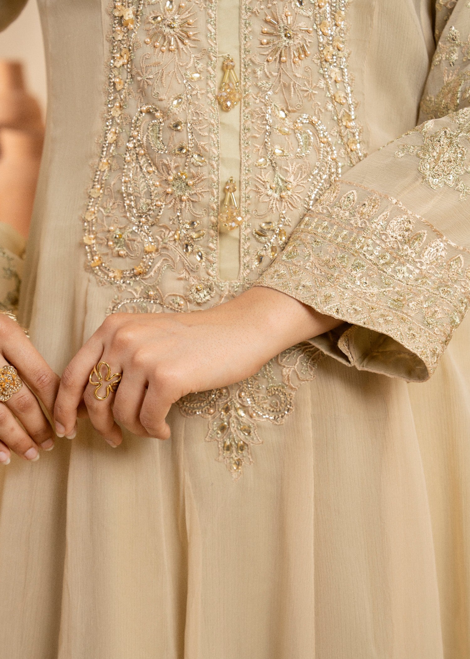 crinkle chiffon Pishwas in Beige