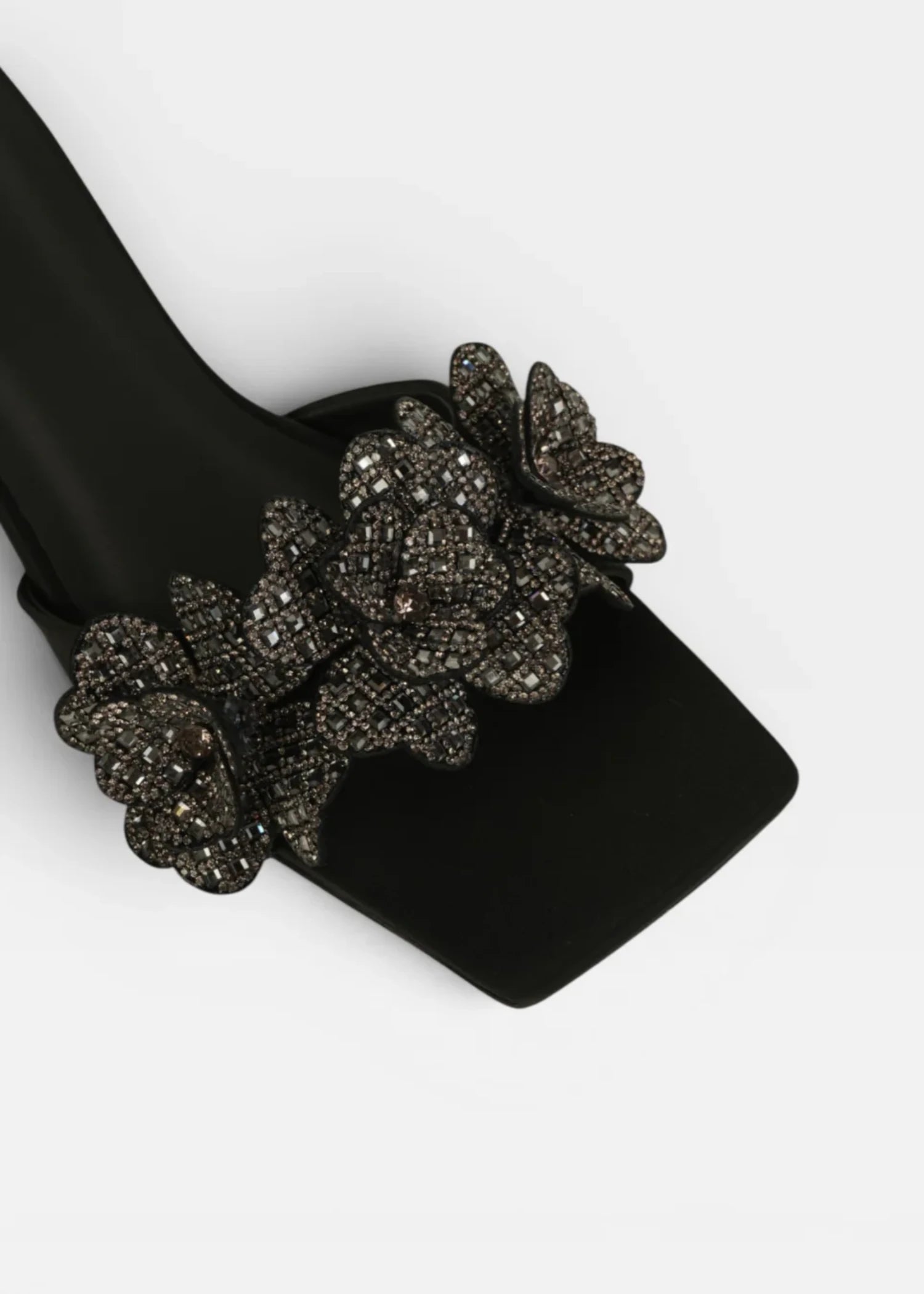 Heels in Black by - High Quality Women Heels ZFE1905