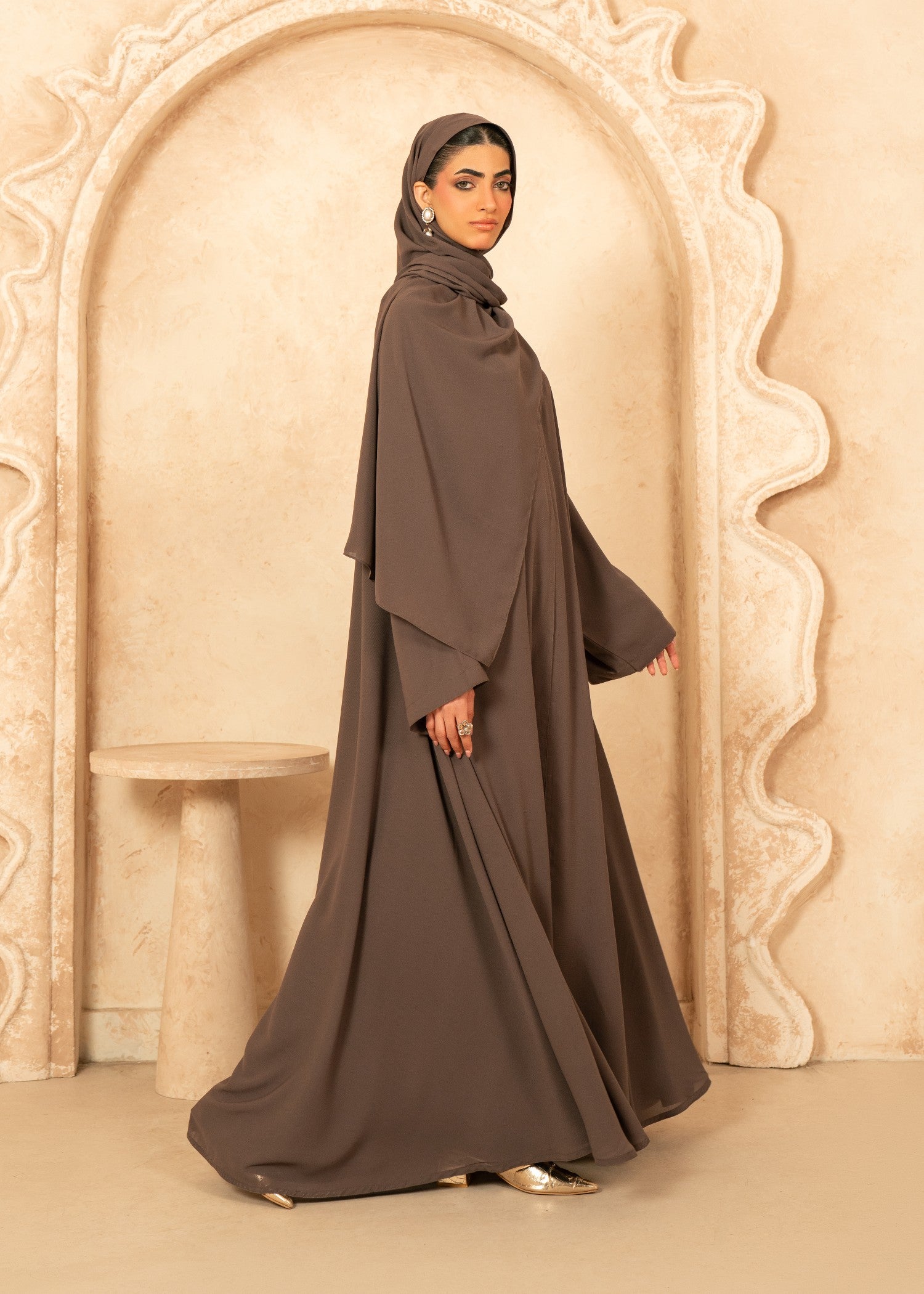 chiffon Abaya in Mocha brown