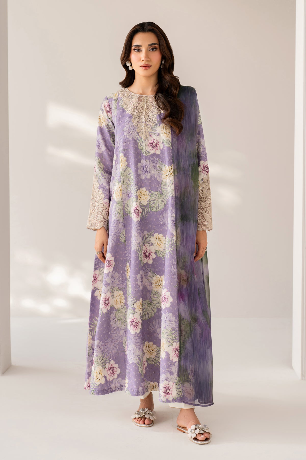 Layana Spring Lawn – ROUVI