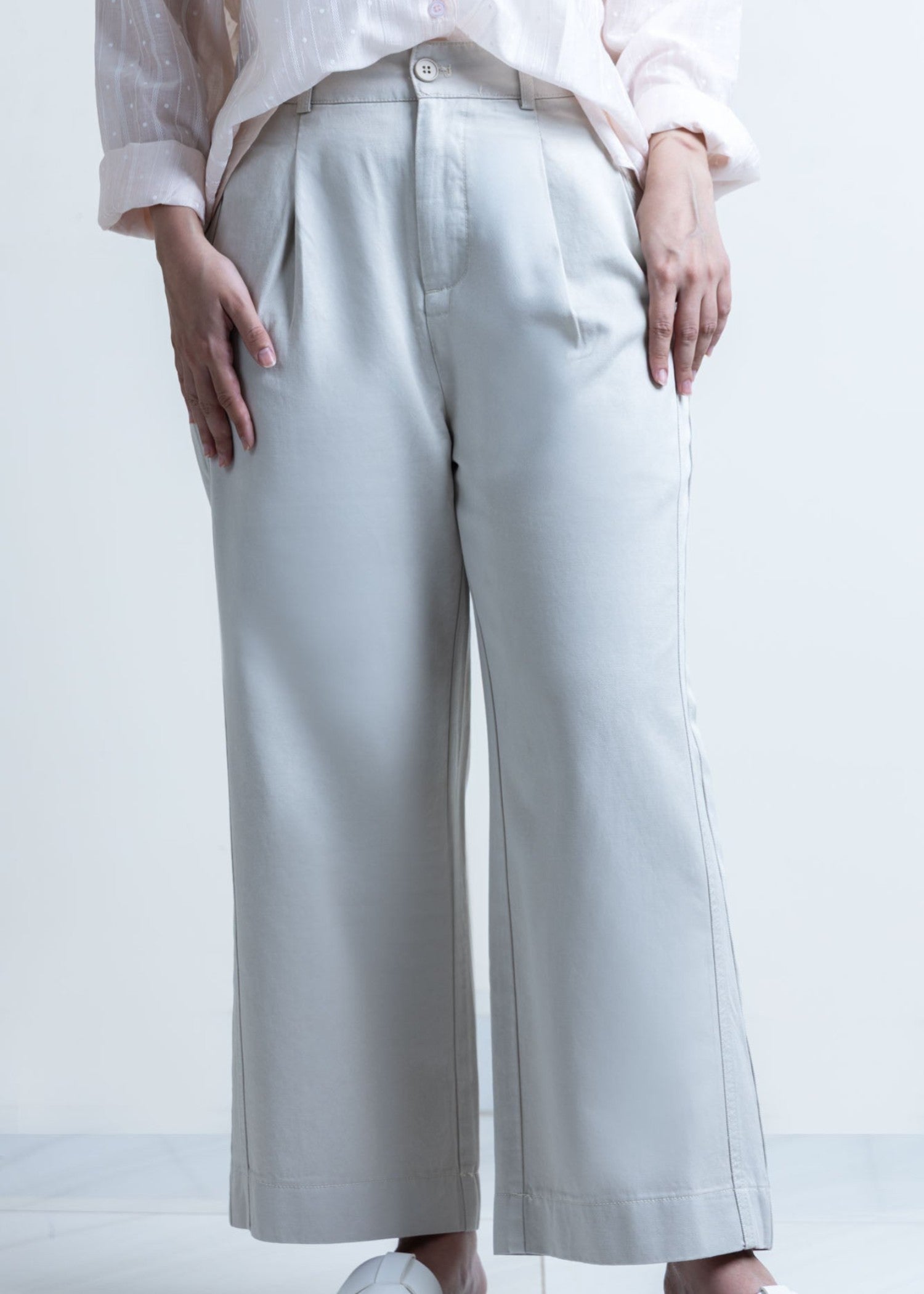 cotton Pants in Light grey