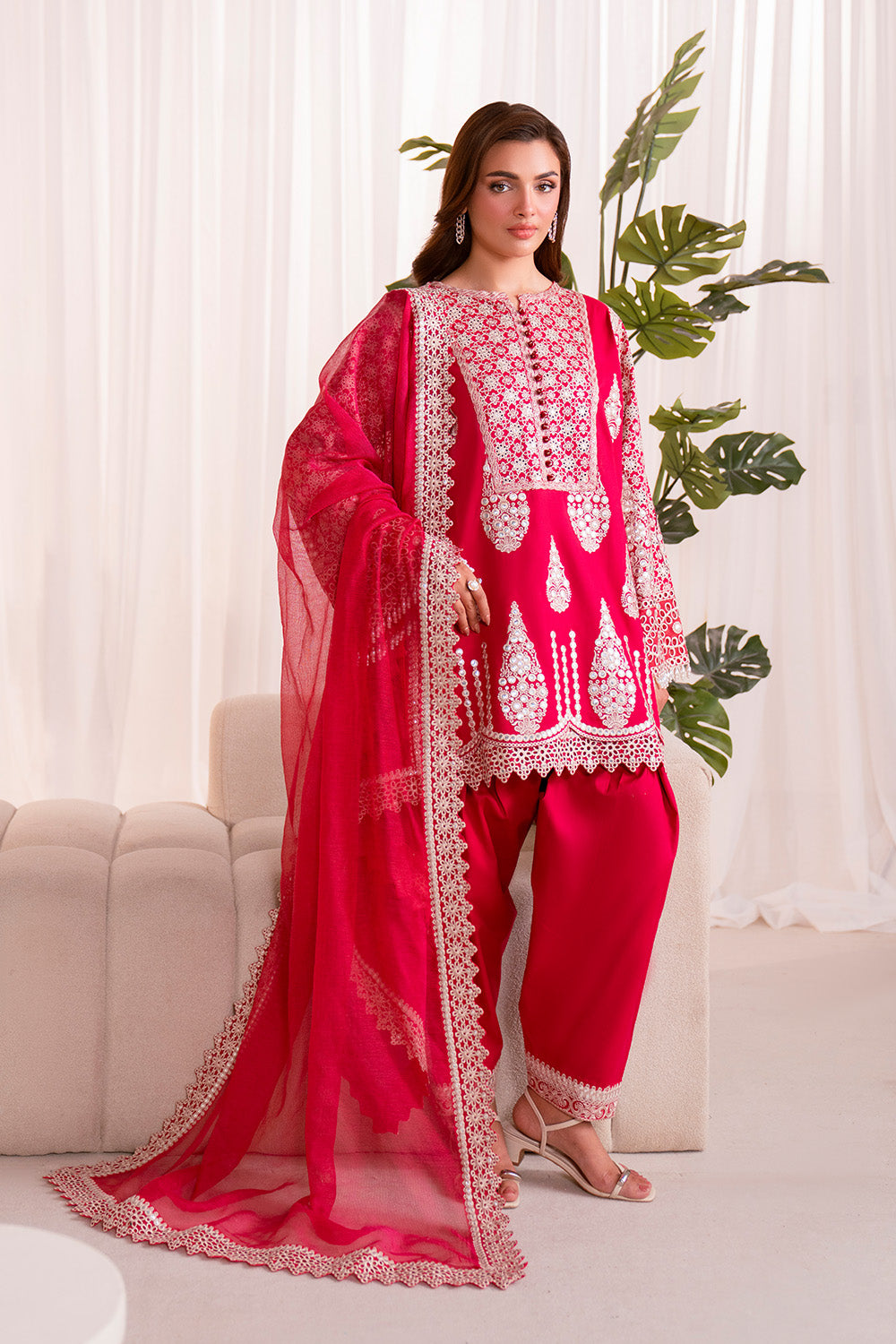 Bloom Poise Lawn Edit – GENEVIÈVE - MSU0682
