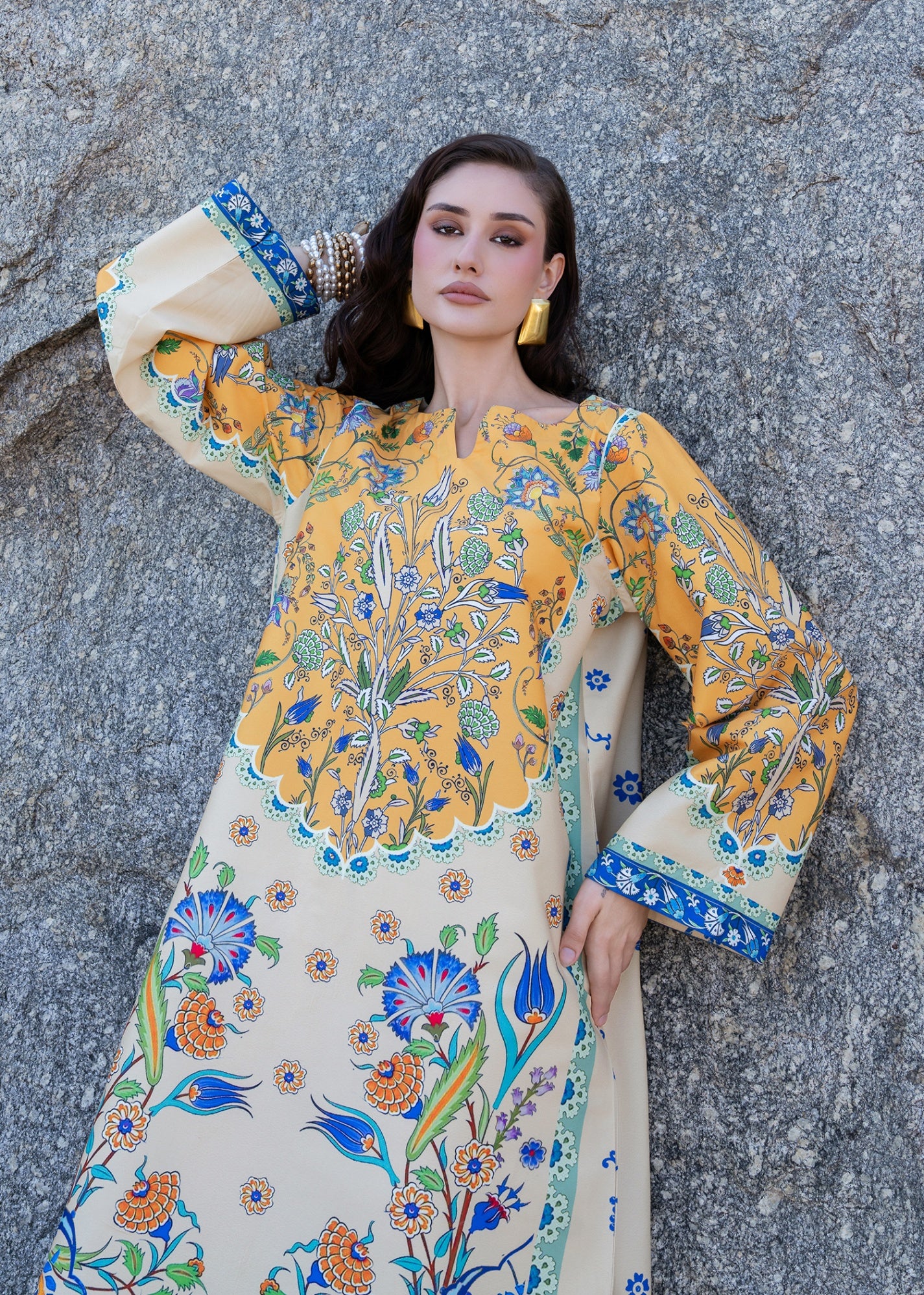 silk grip Kaftan in Multi