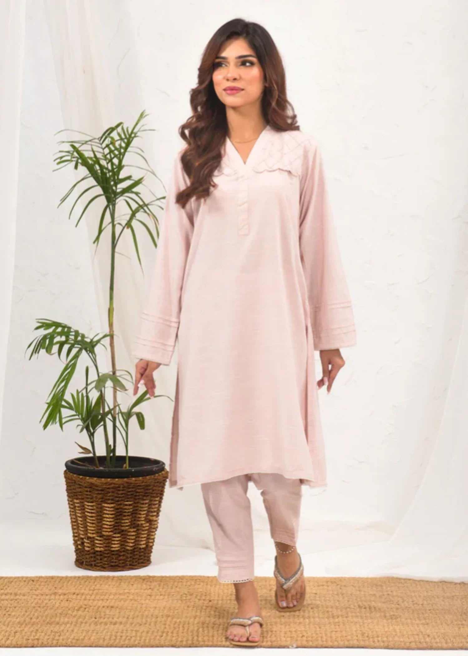 chambray Kurta Set in Baby pink