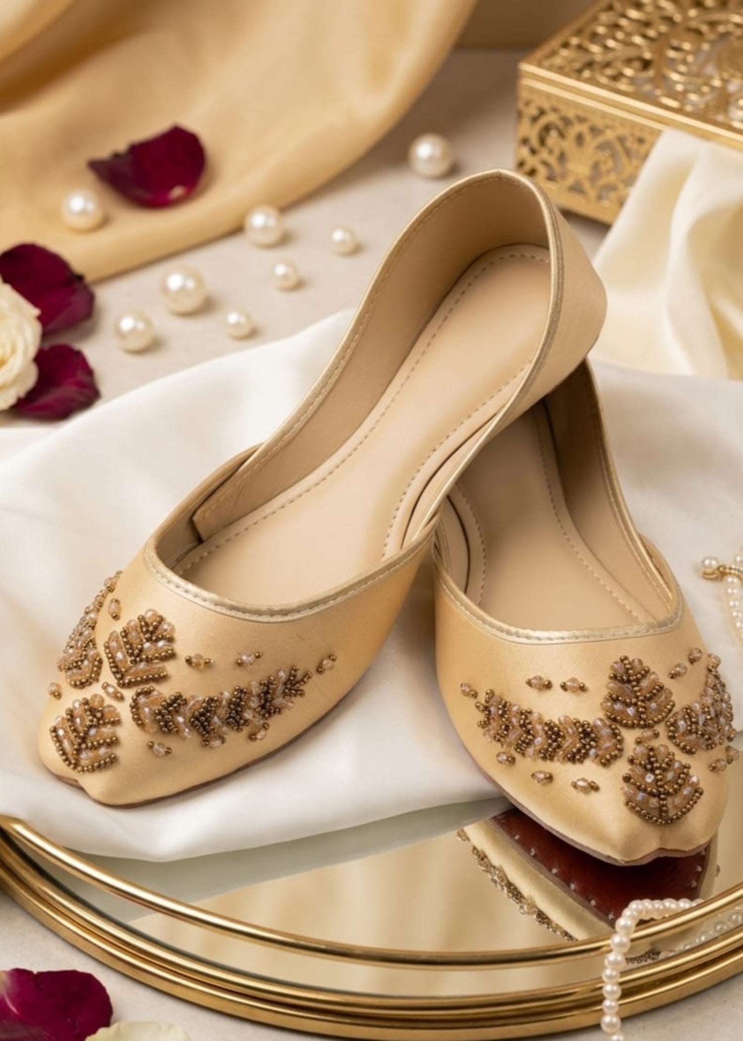 Khussa in Beige by - High Quality Women Khussa ZTX9895