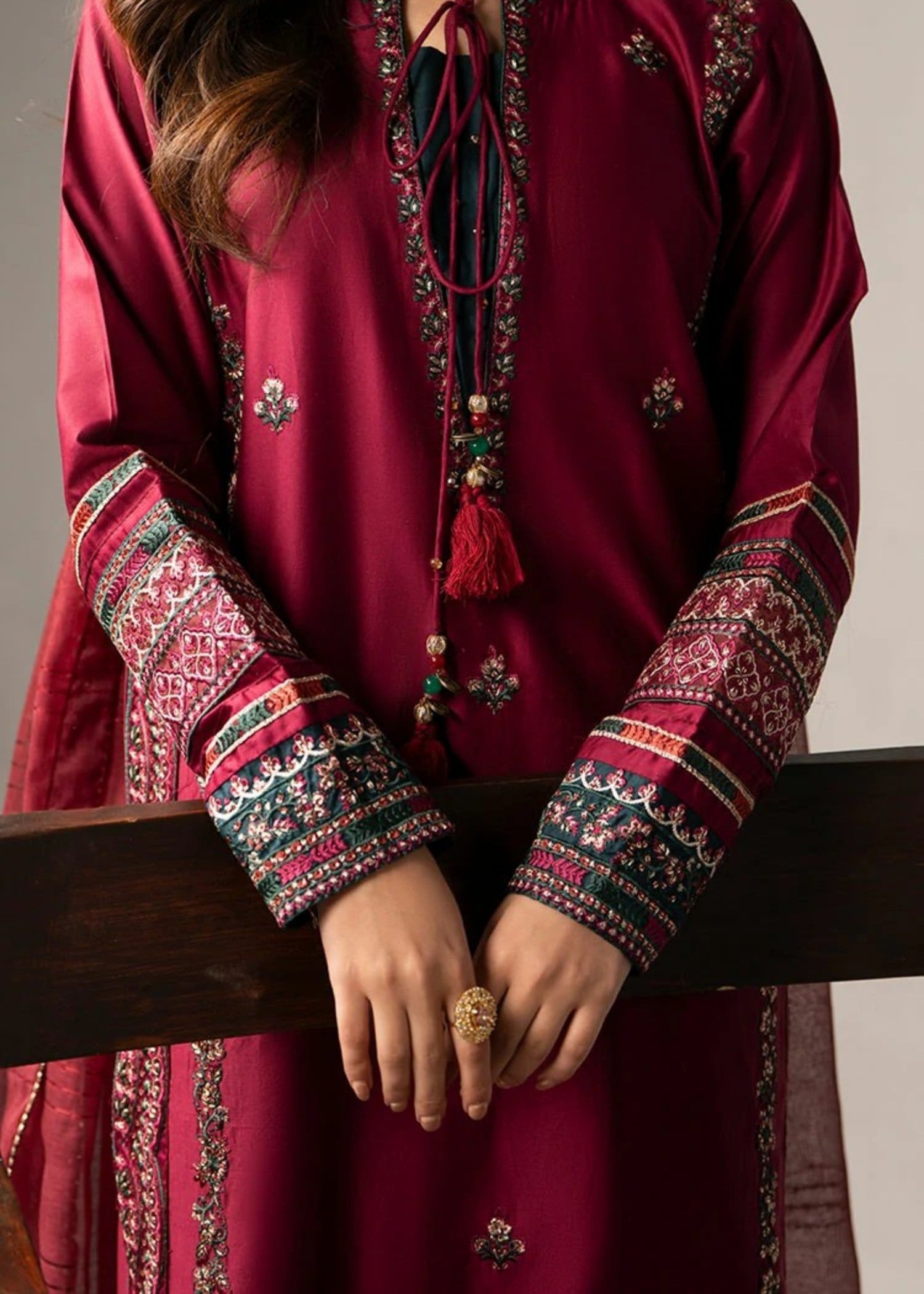 blended satin Kurta Set in Maroon
