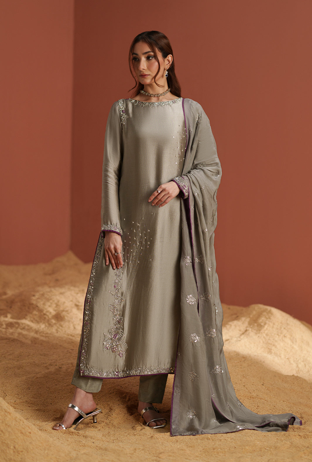 AJR Modern Muse Formal Luxe Pret – Elara
