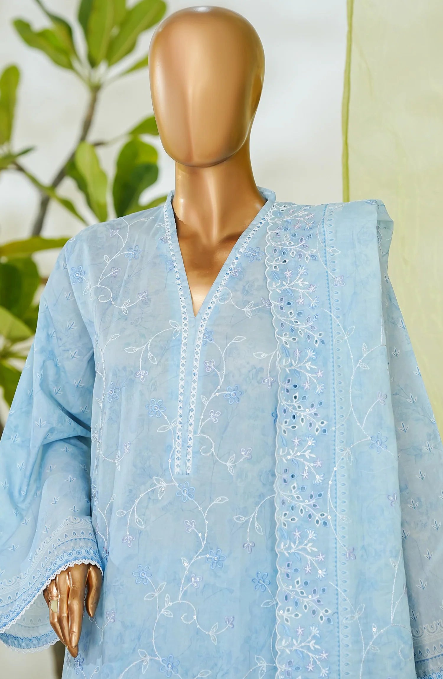 RTW White & White Embroidered Lawn – 2