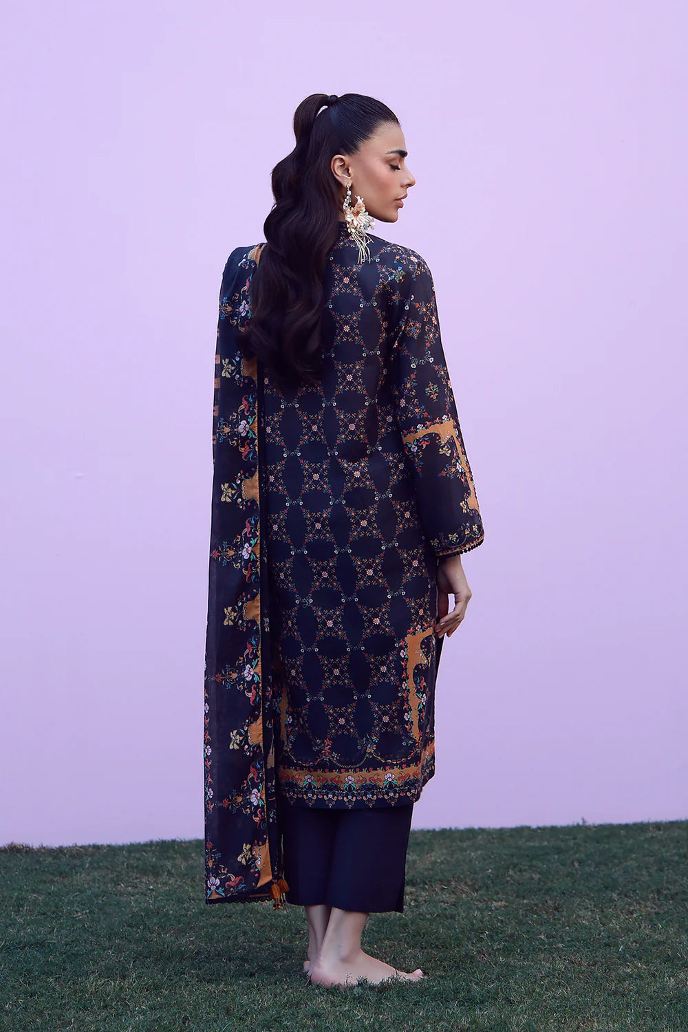 Mirha Lawn – Midnight Jardin