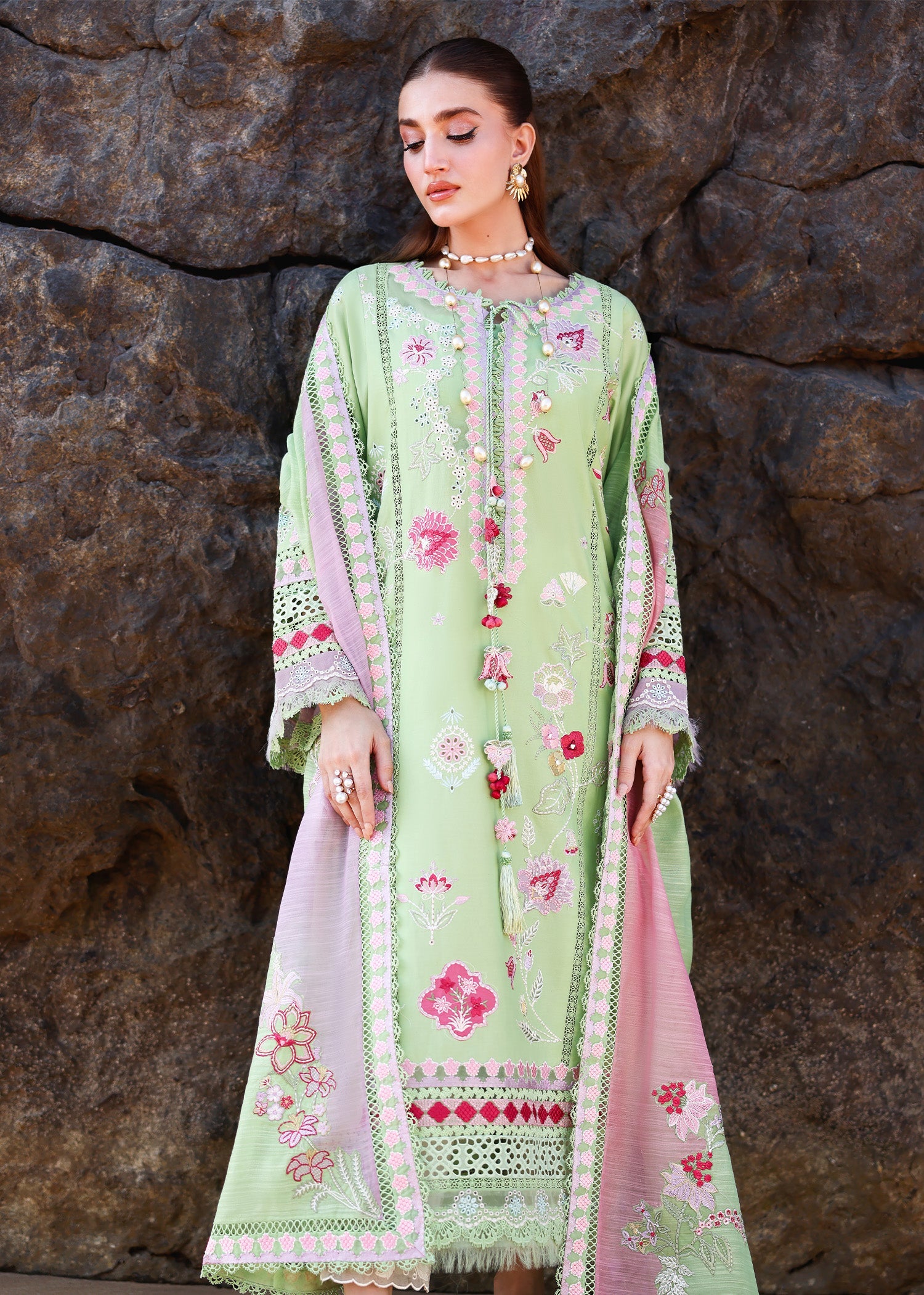 Breeze Festive Luxury Lawn – NOOR-2-B