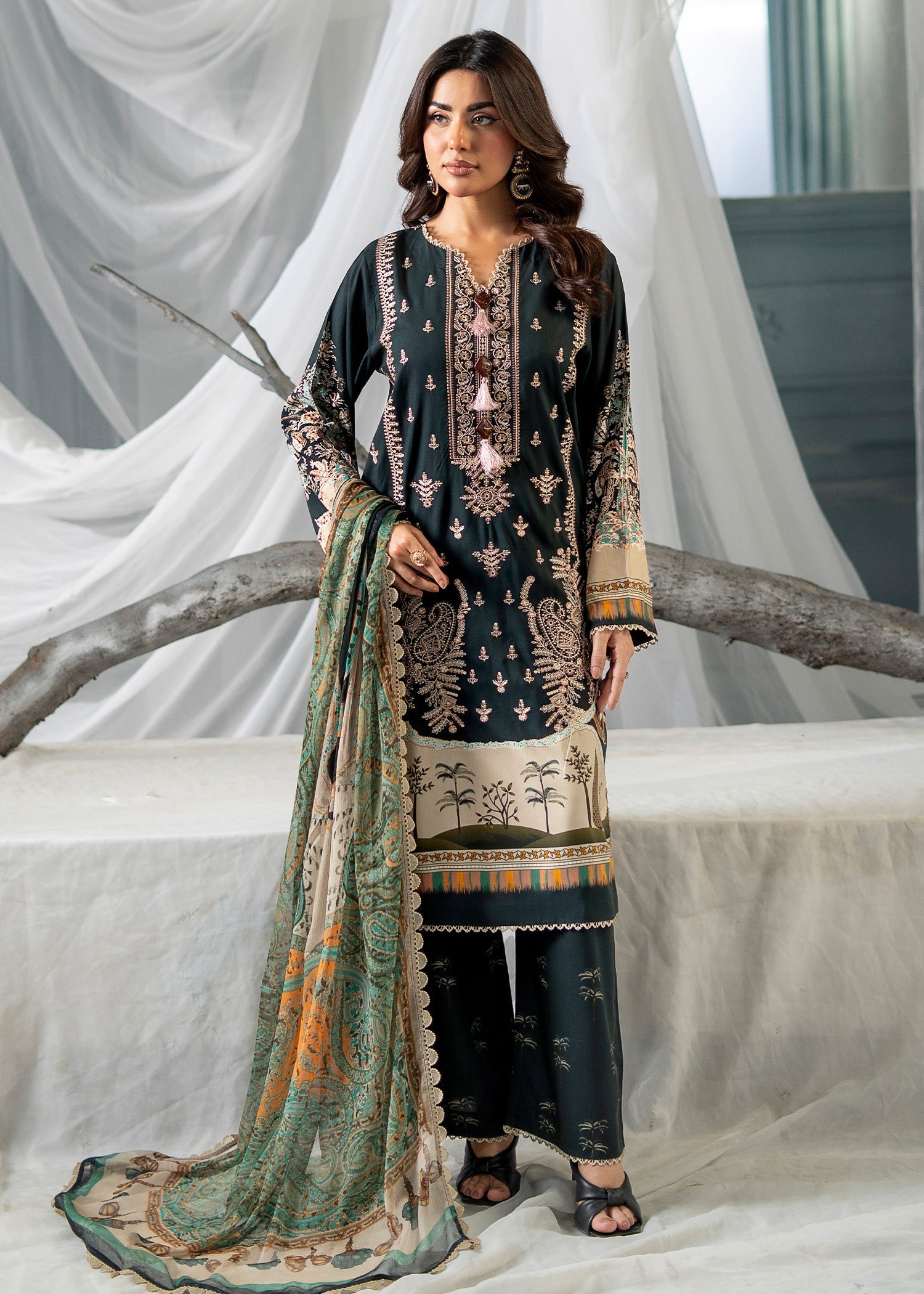 linen Kurta Set in Charcoal black