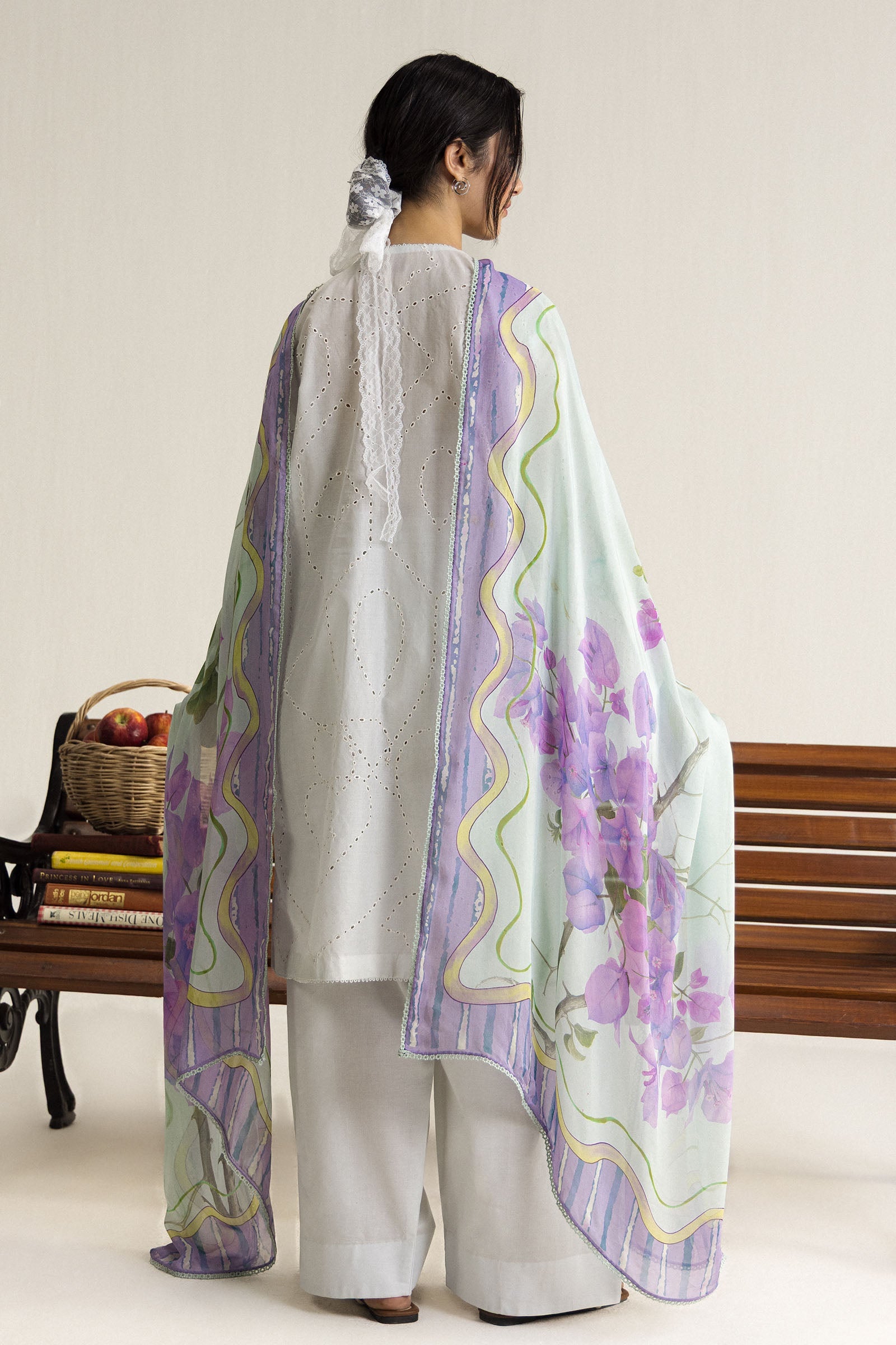 Coco Lawn Edit II – Lune-2A