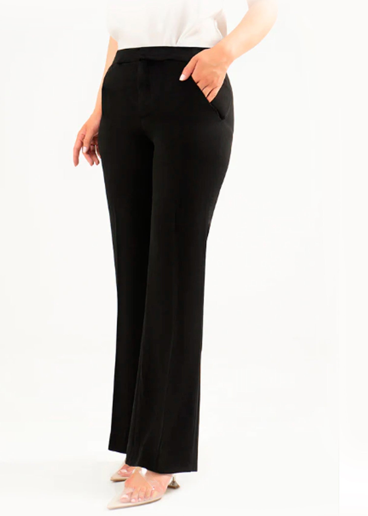 crepe Pants in Black