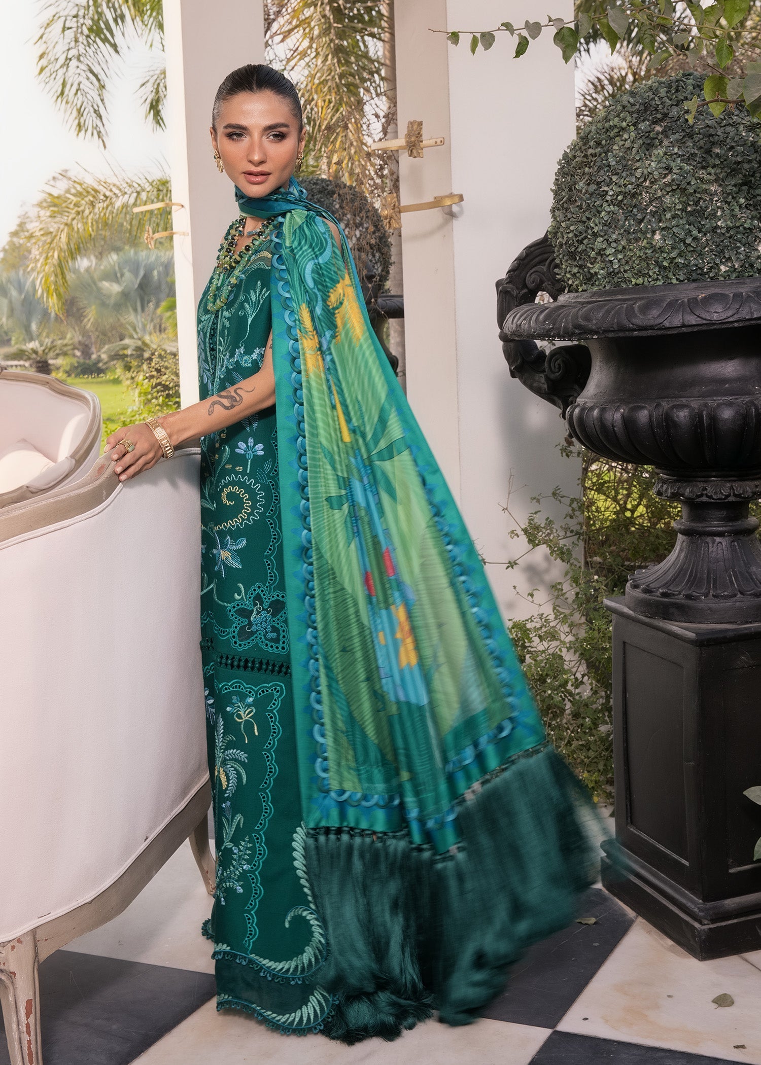 Flow Luxury Lawn – BEAUTY IN BLOOM - D3B