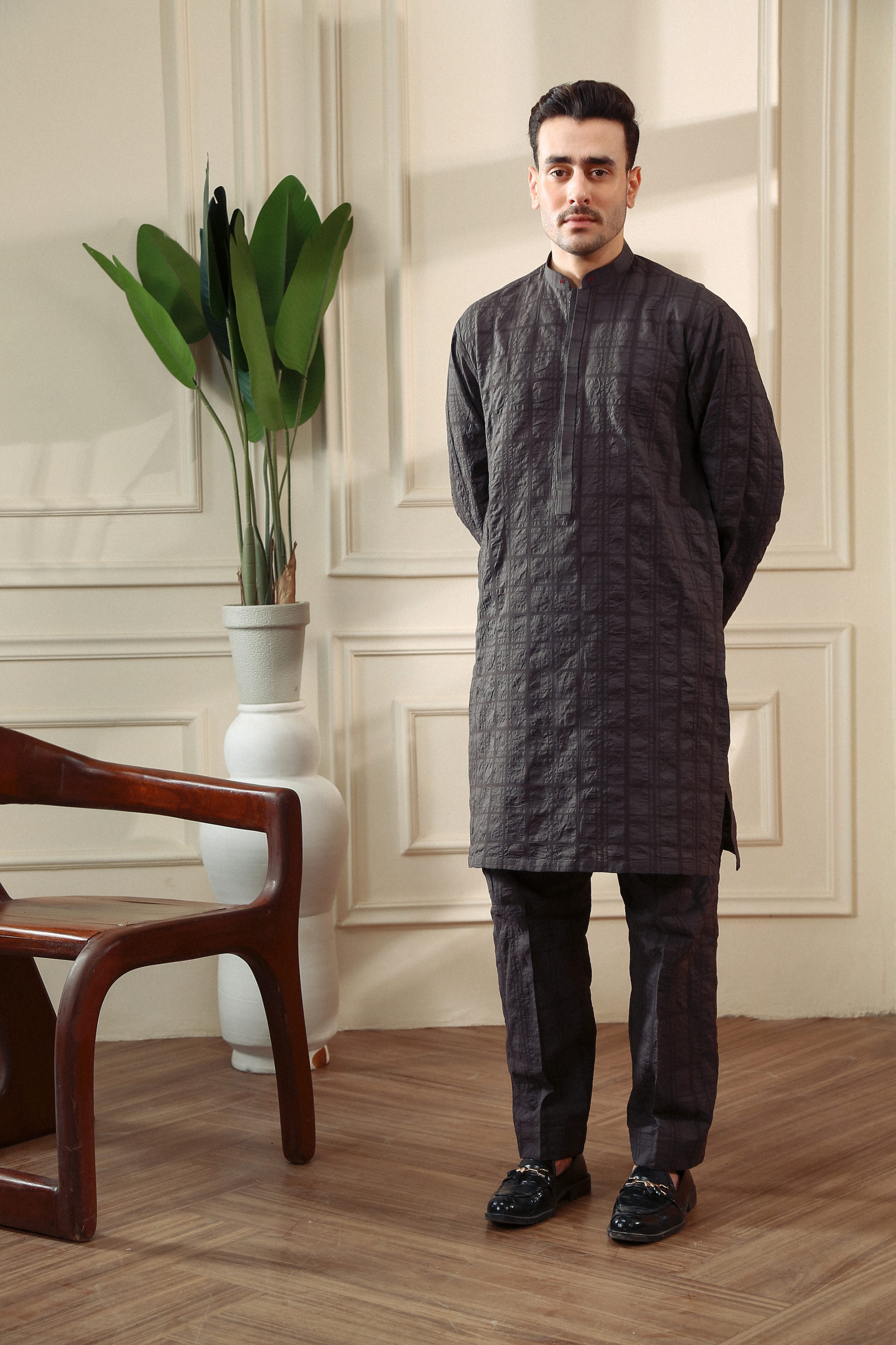 textured chambray Kurta Set in Black