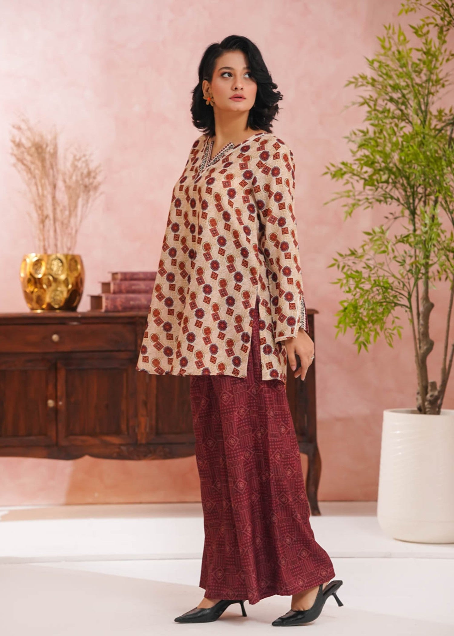 dobby Kurta Set in Multi