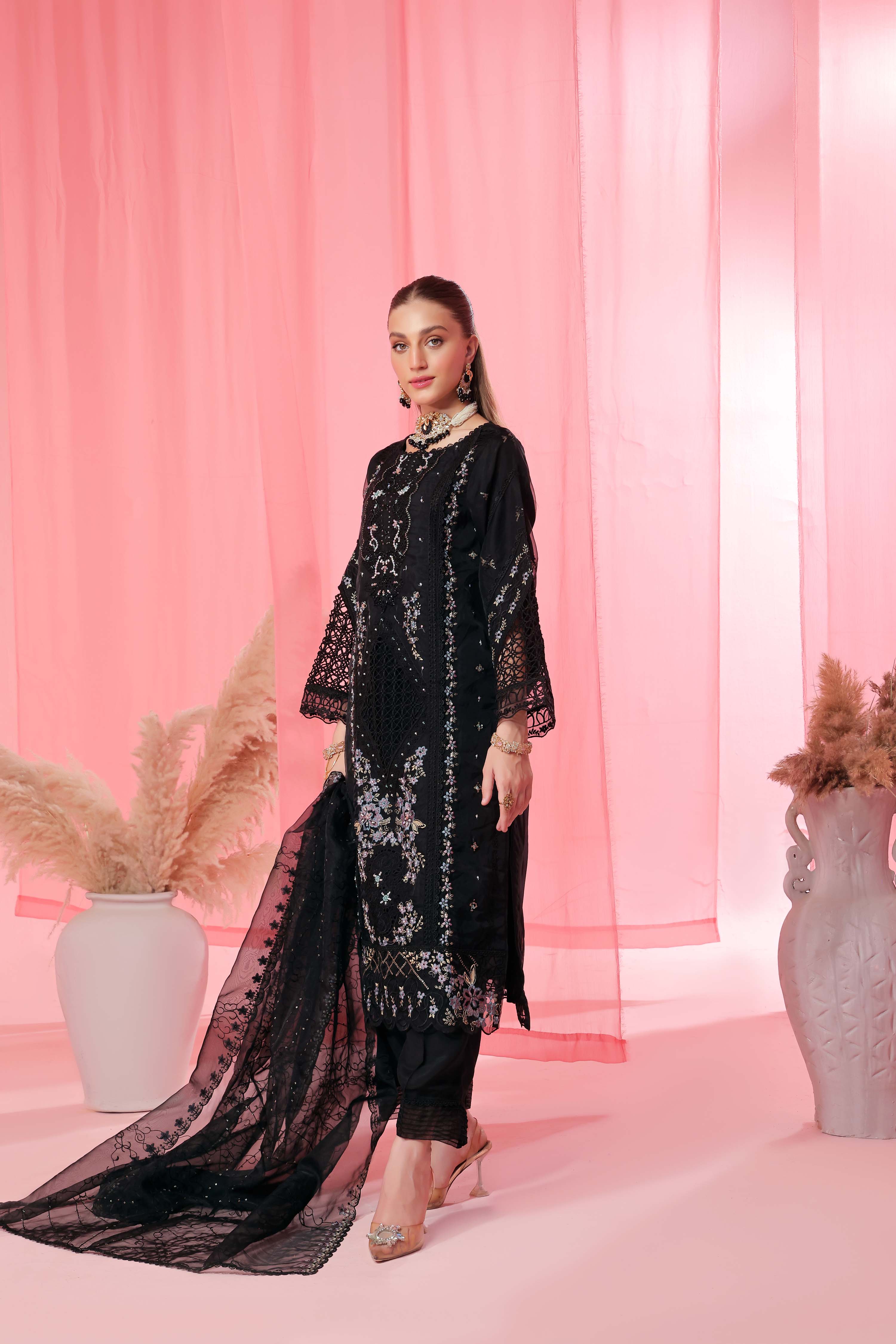 Noori RTW Organza Formal Pret – Nurelle