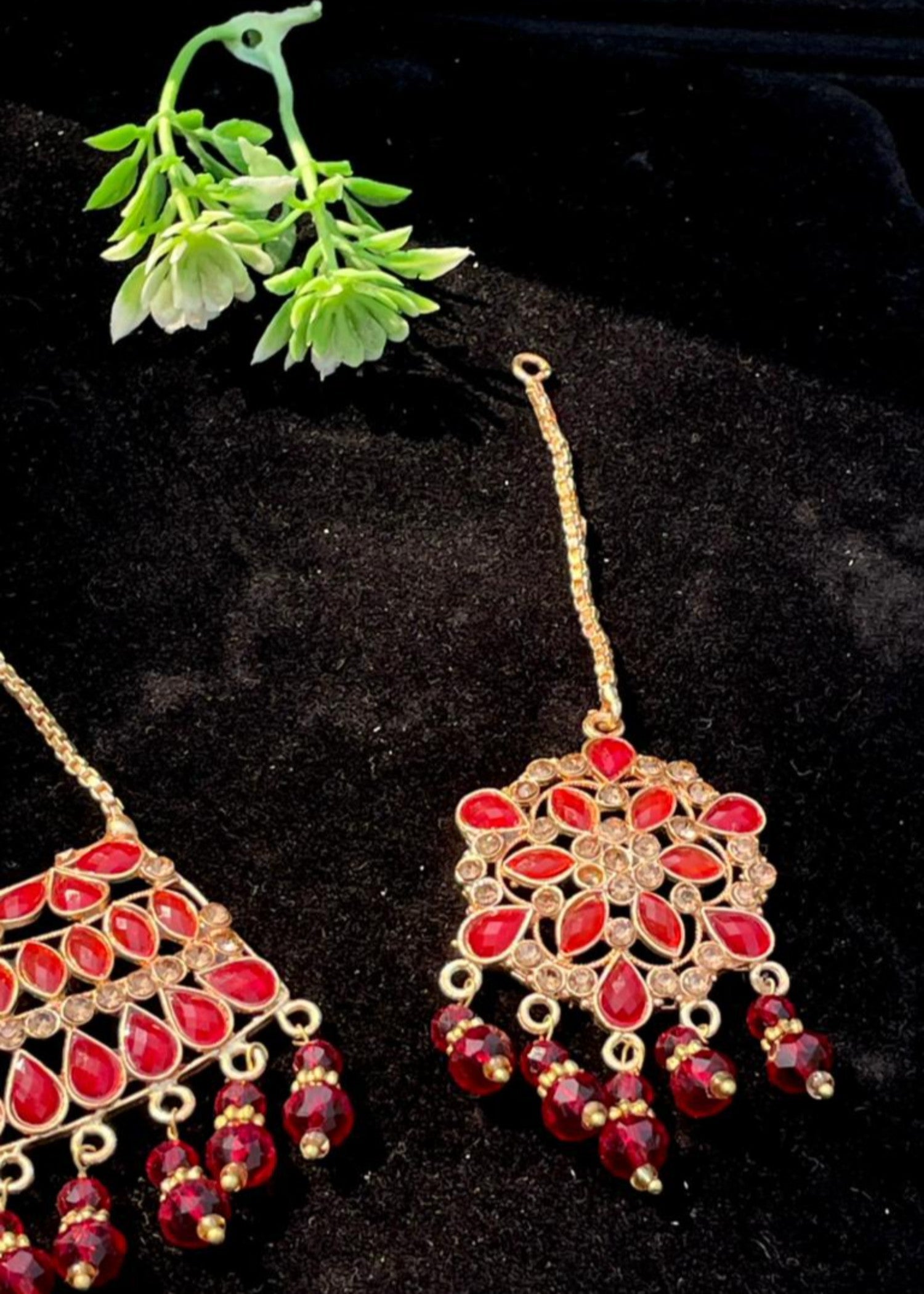 Jewelry Set in Red Color by - Trendy Women Jewelry Set QXO4965