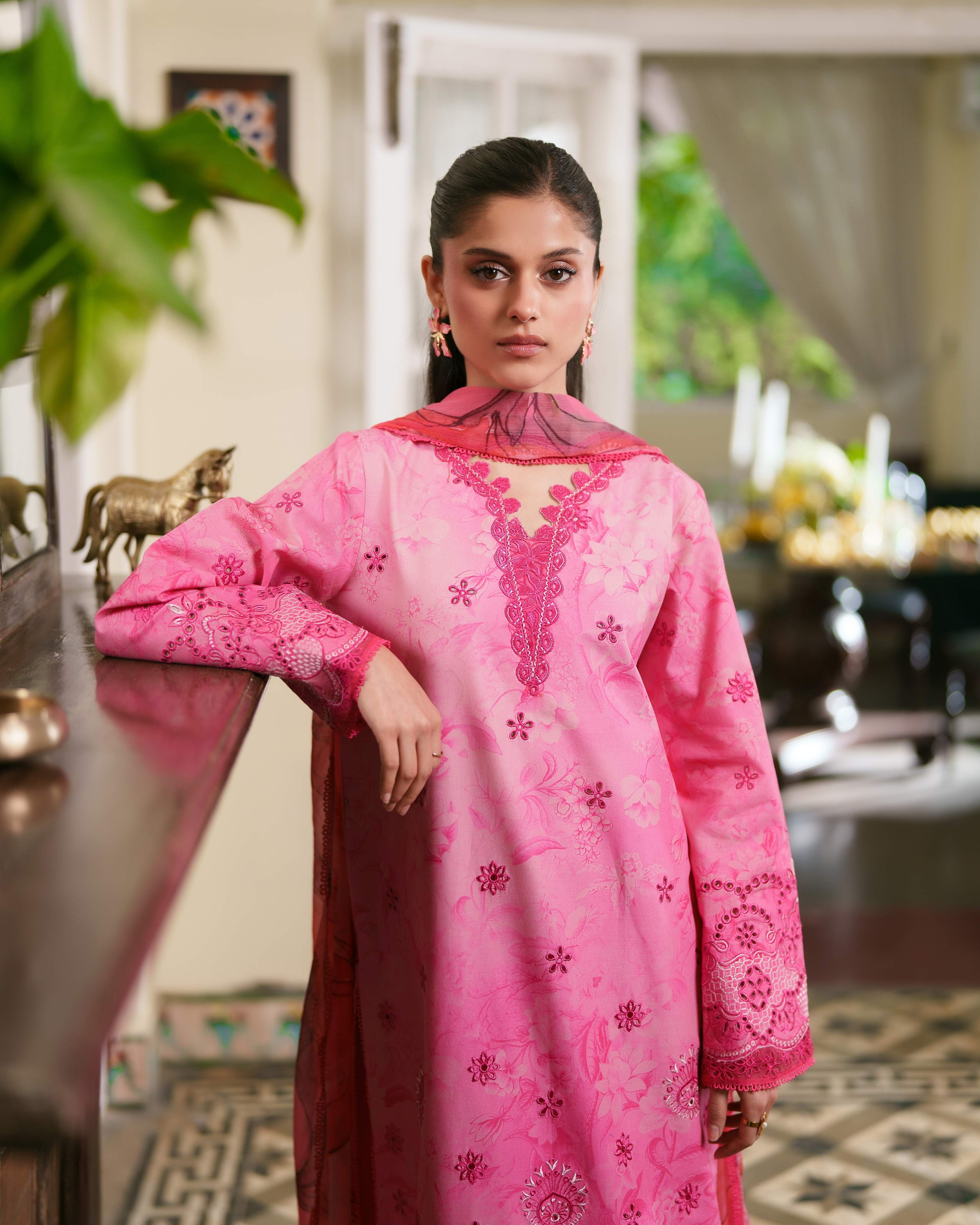 Printnkari Lawn – Rosaire
