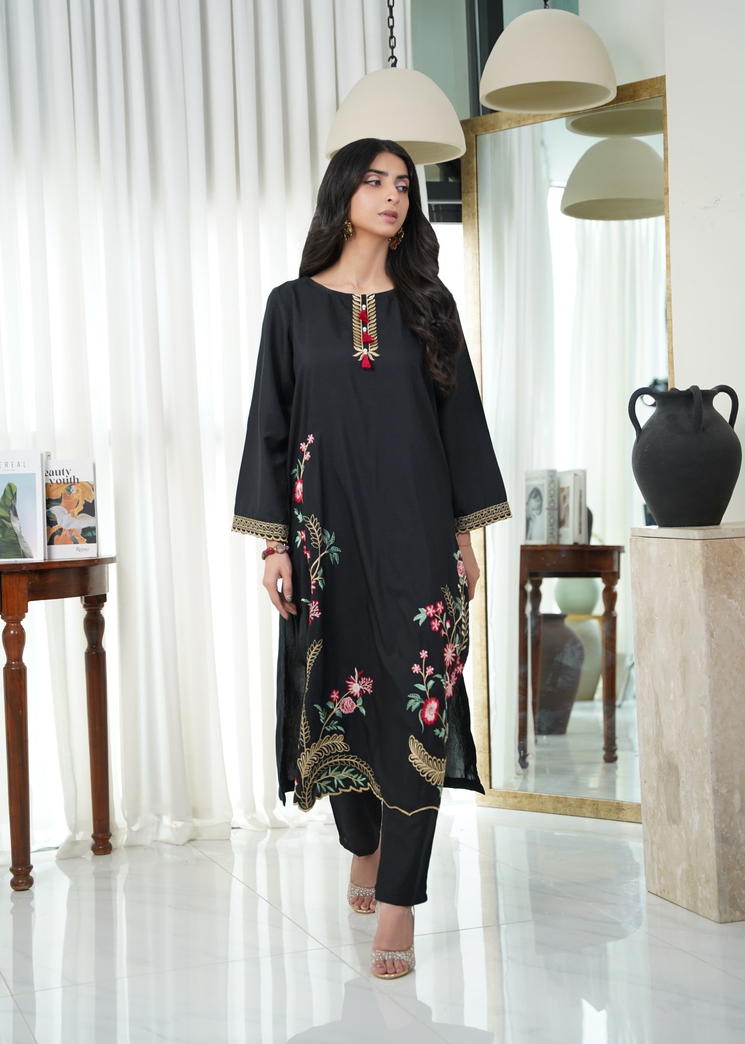 blended cambric Kurta Set in Black