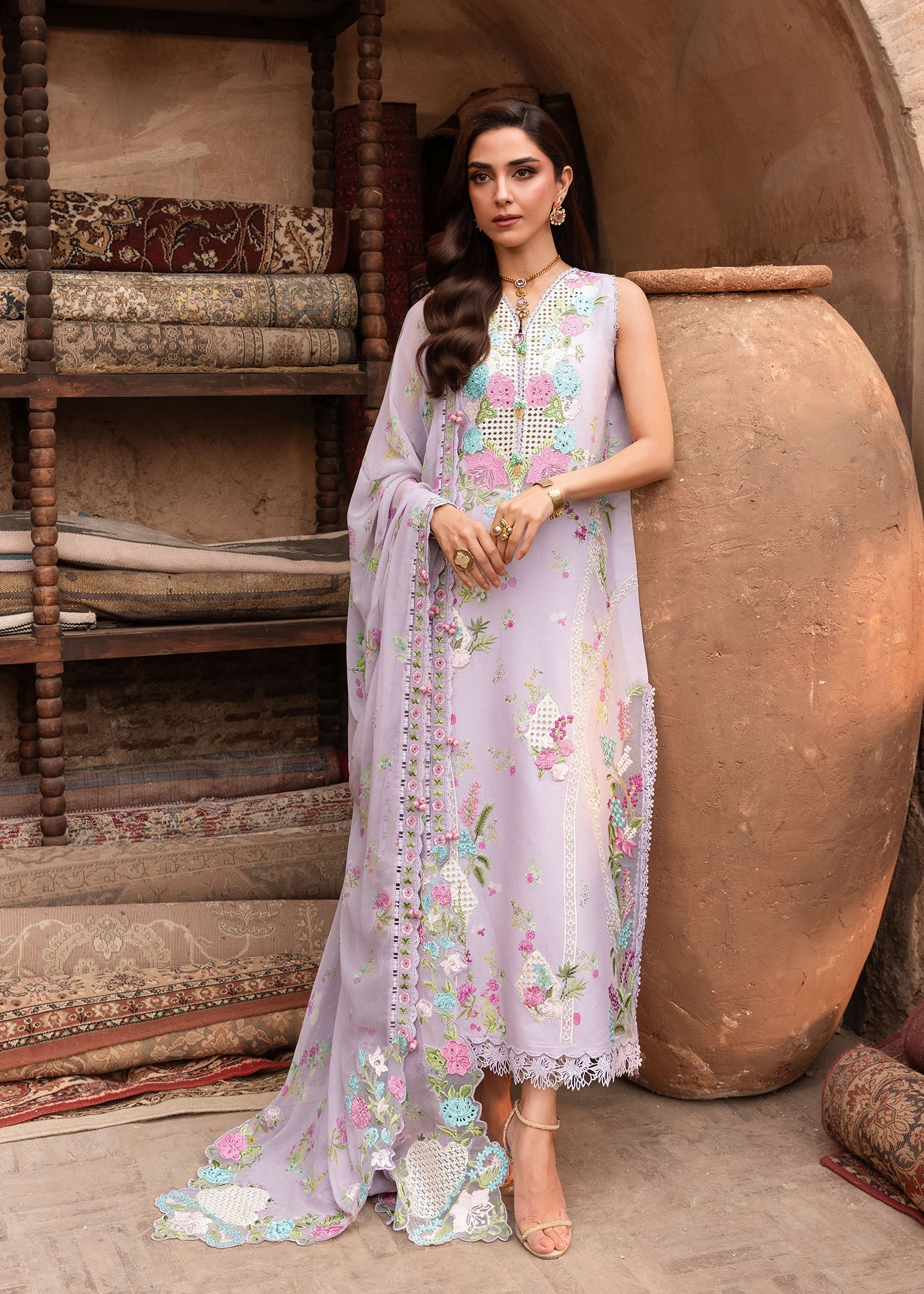 Breeze Festive Luxury Lawn – ROSE-6-B