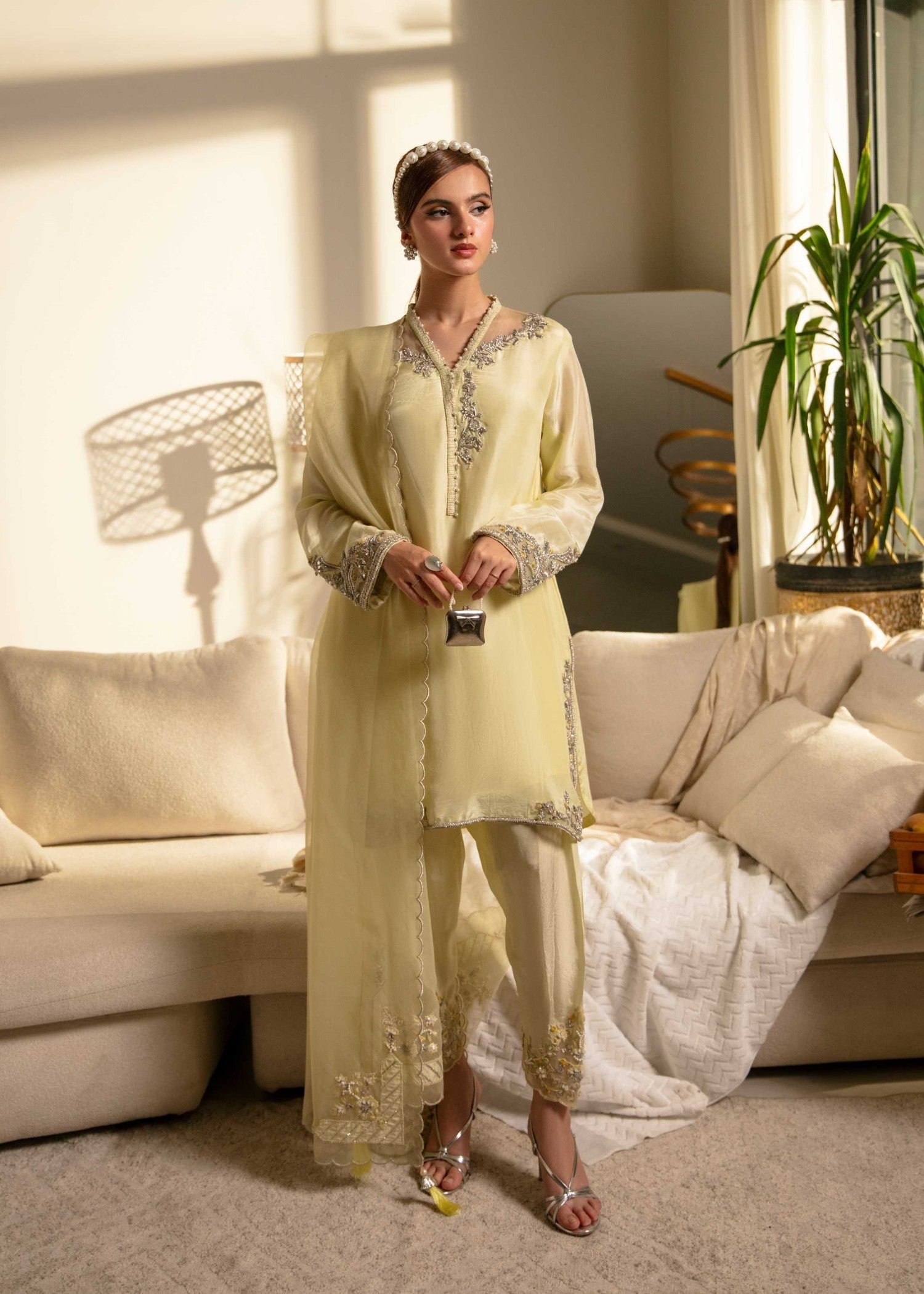 tussar silk Kurta Set in Light yellow