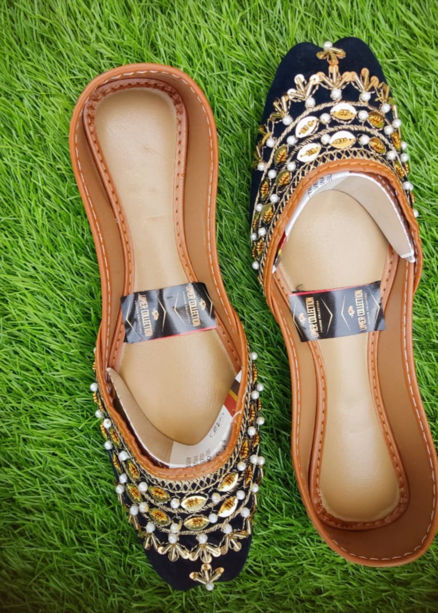 Khussa in Navy blue by - High Quality Women Khussa PEO3647