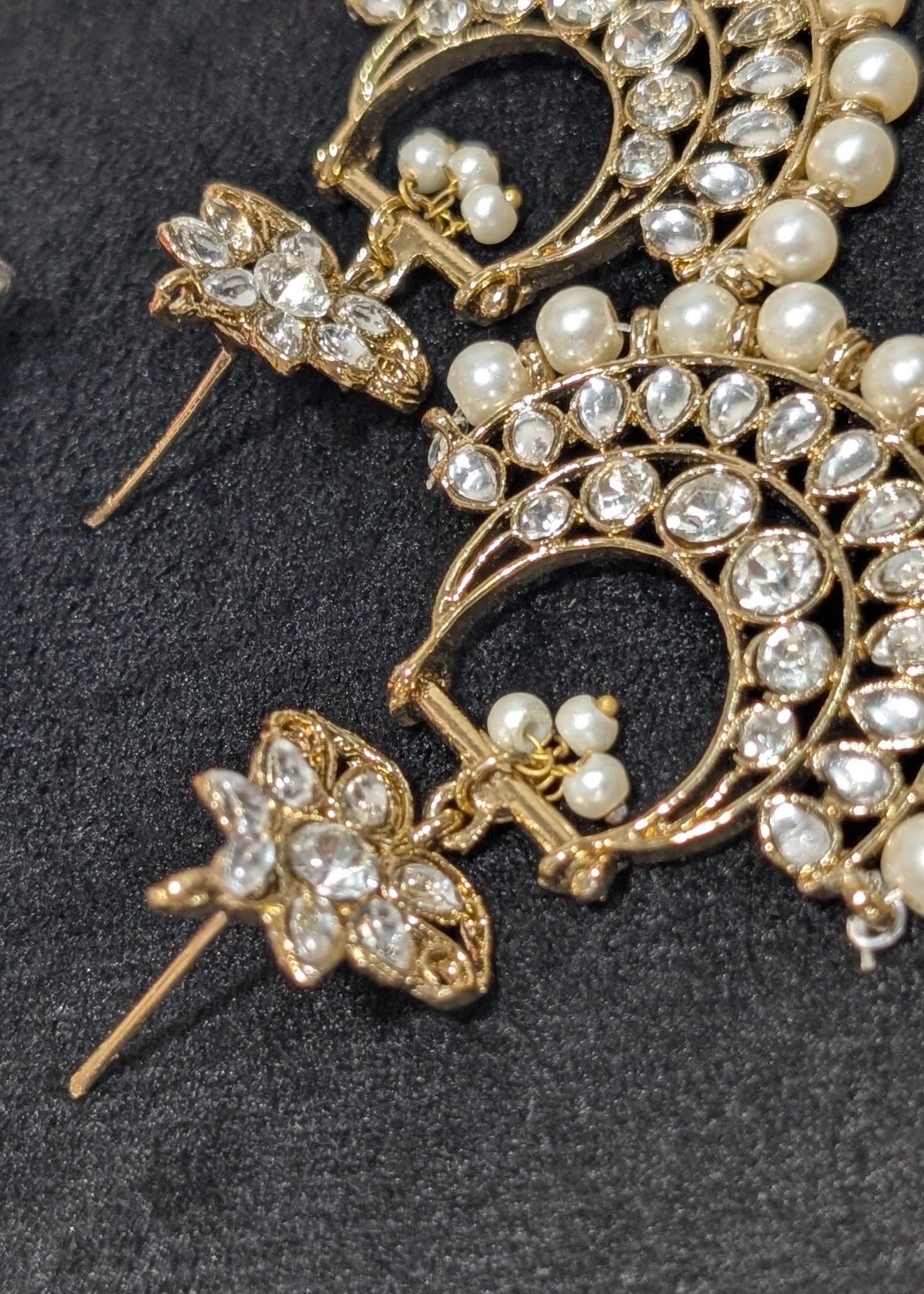 Earrings in Autumn gold Color by - Trendy Women Earrings VXD3764