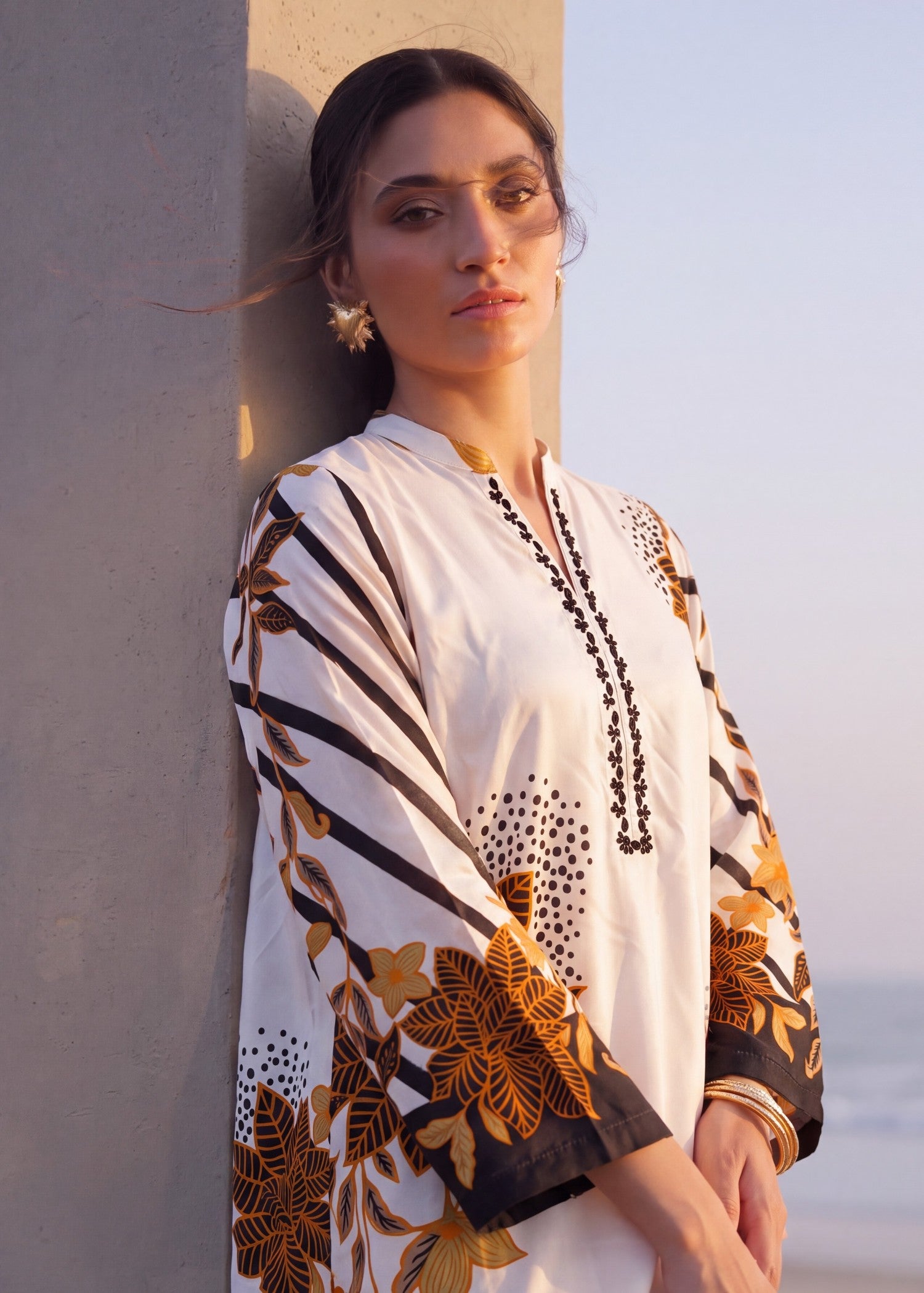 poly silk Kaftan in White