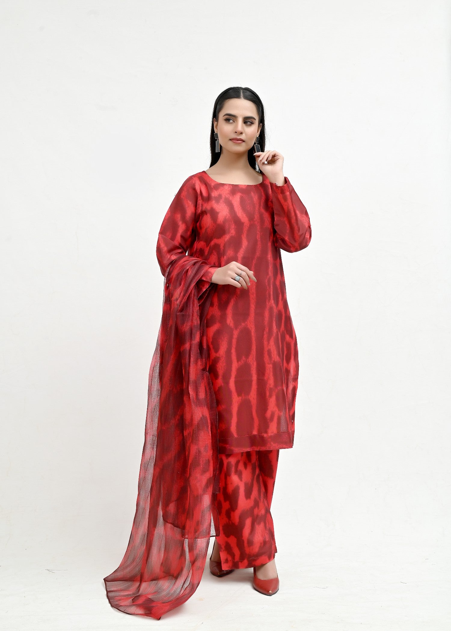 pk raw silk Kurta Set in Blood red
