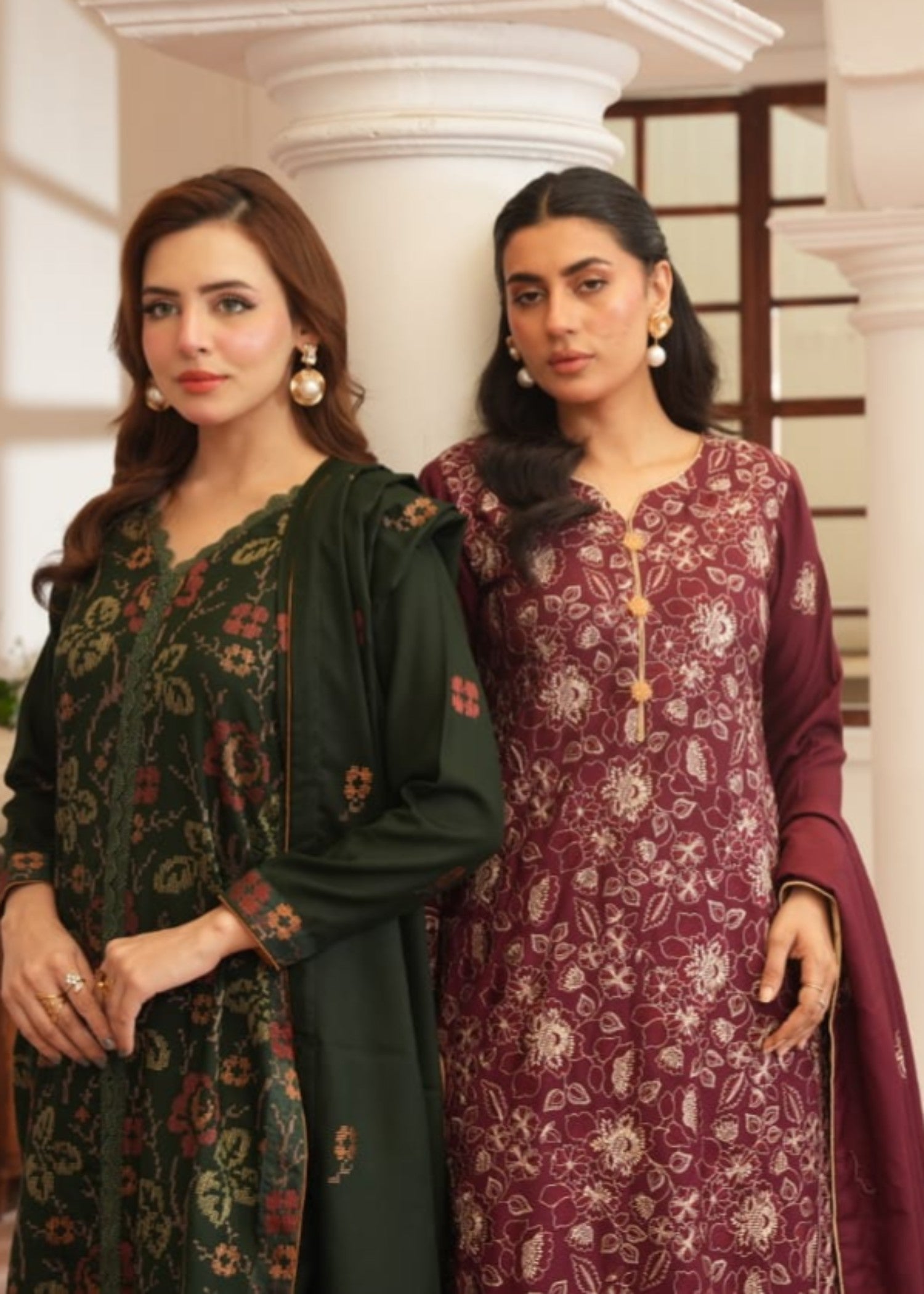 dhanak Kurta Set in Maroon
