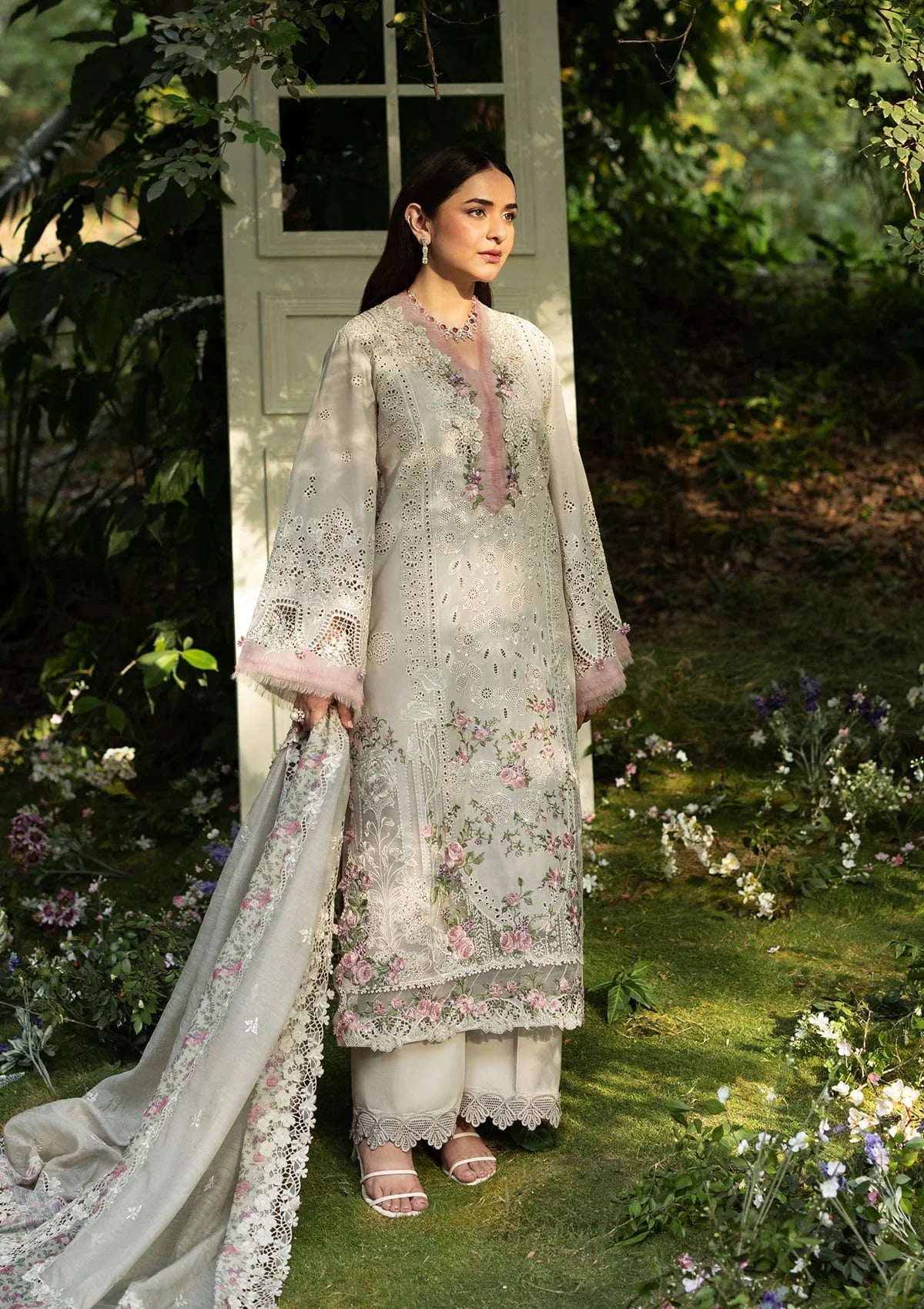 Luxury Lawn – ELQ-1A ALL MAGICAL