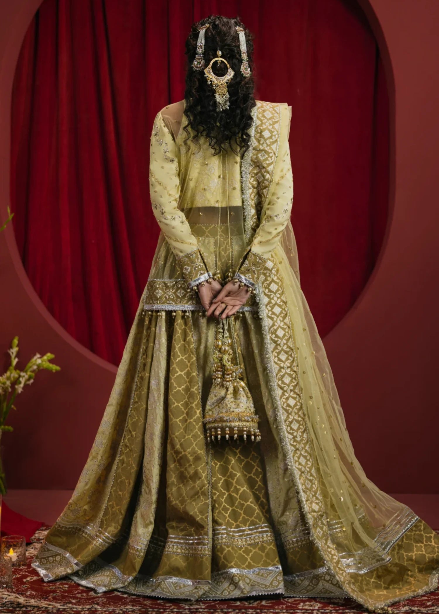 net Unstitched in Pale yellow
