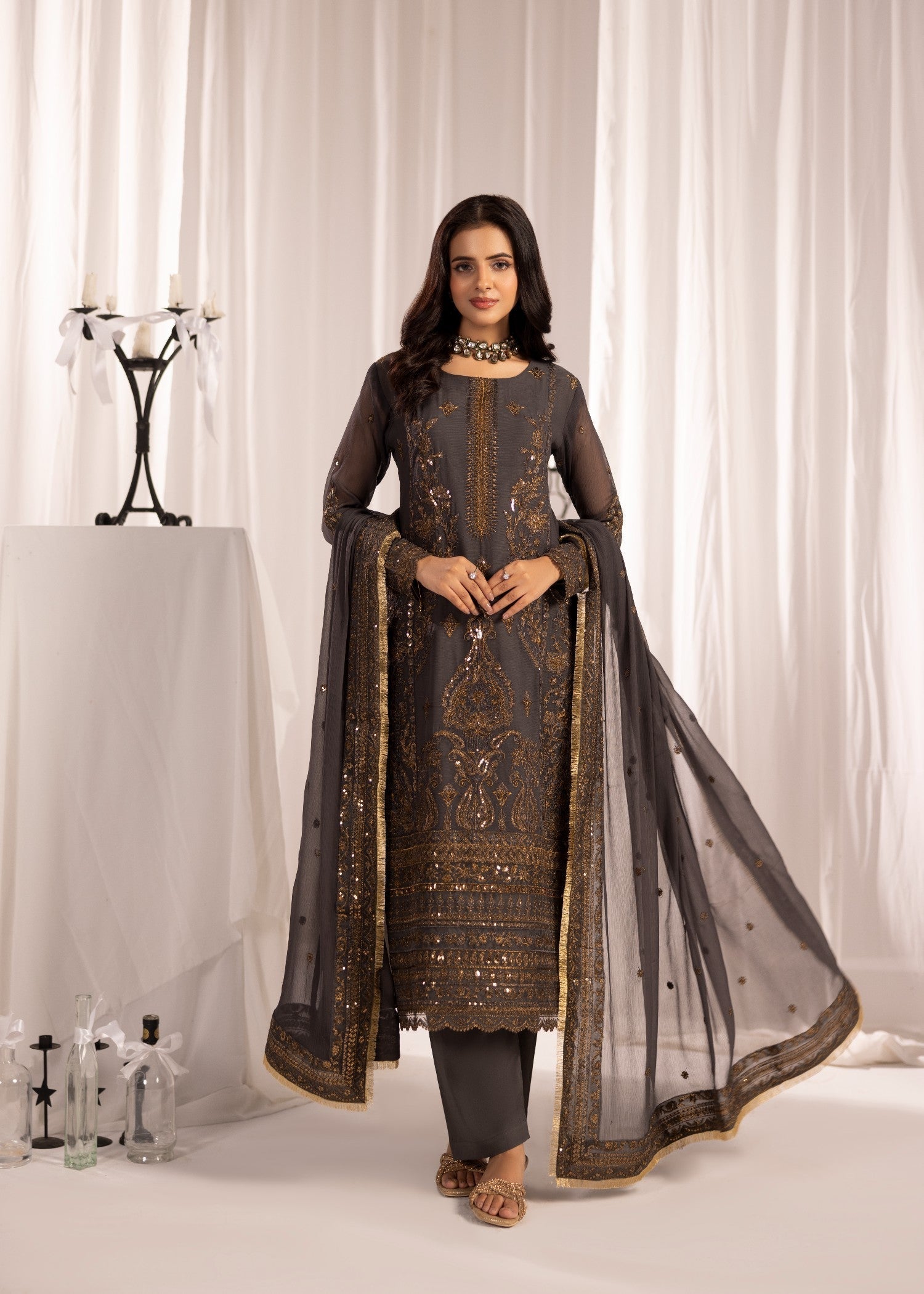 bemberg crinkle chiffon Kurta Set in Dark grey