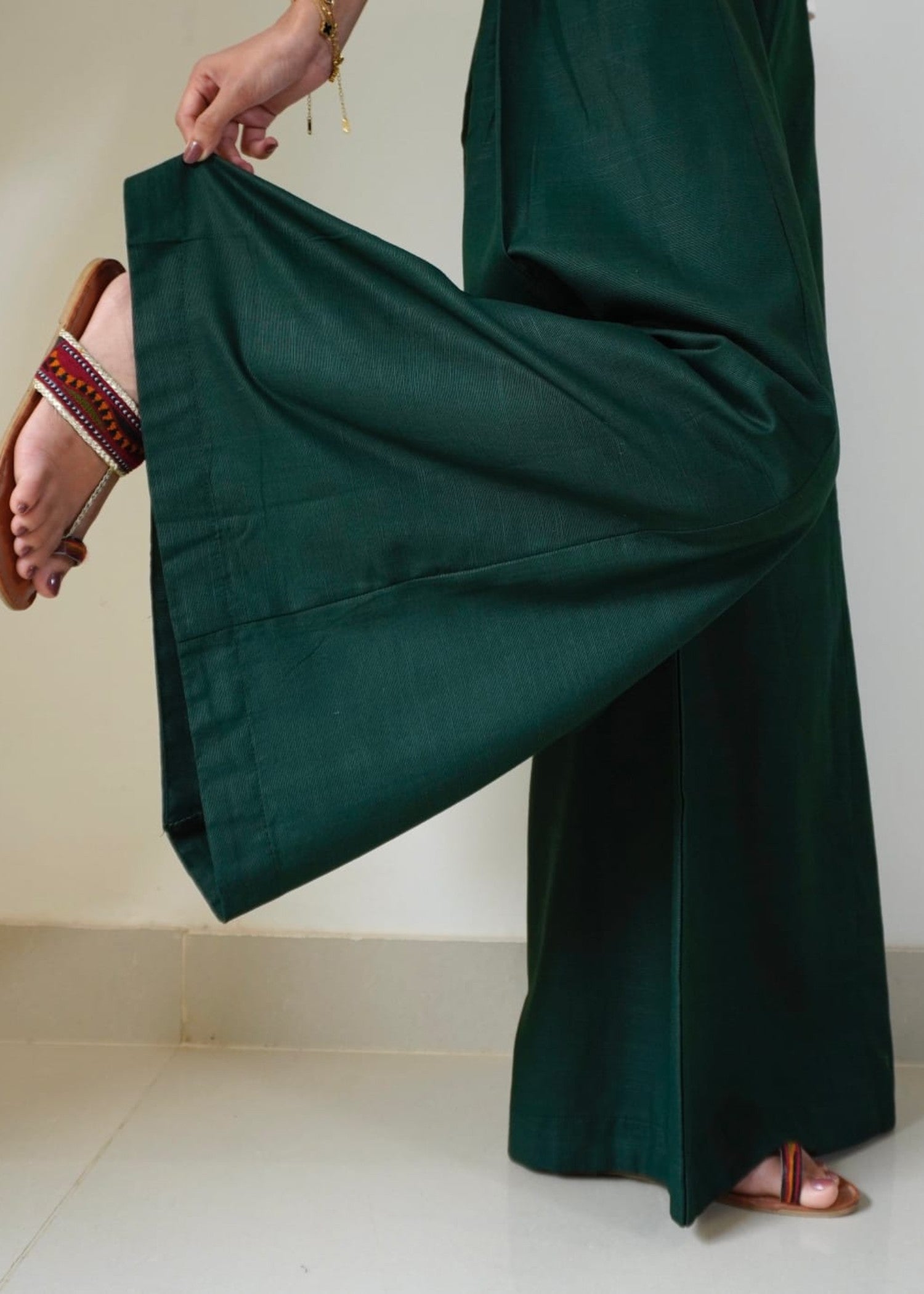khaddar Trousers in Bottle green