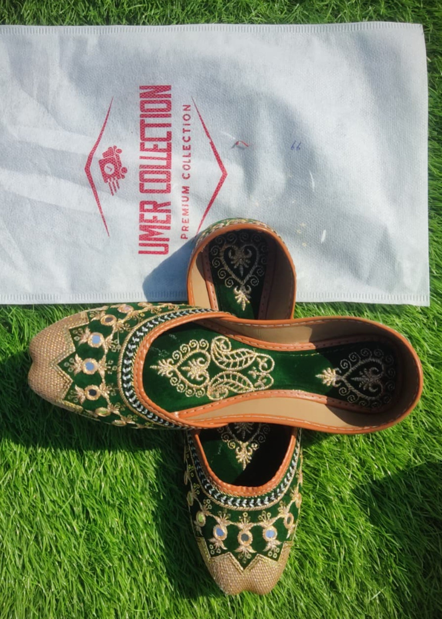 Khussa in Green by - High Quality Women Khussa ACH4429