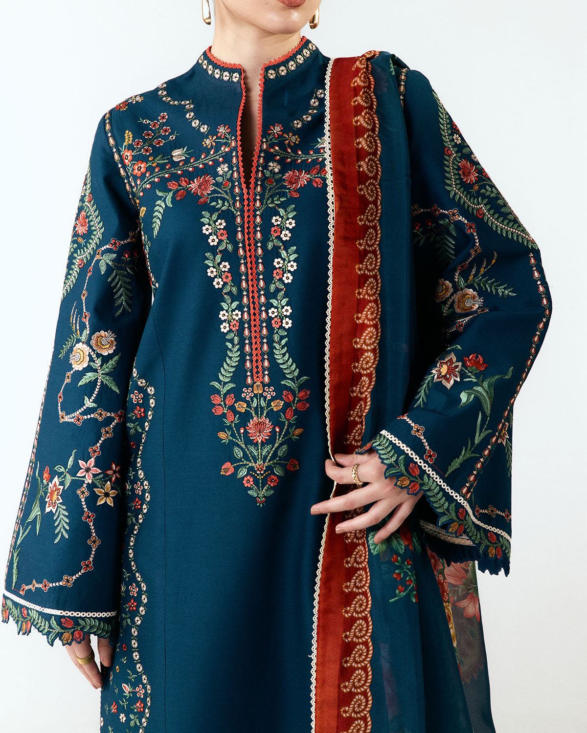 Jugnu Luxury Lawn Edit – Agna