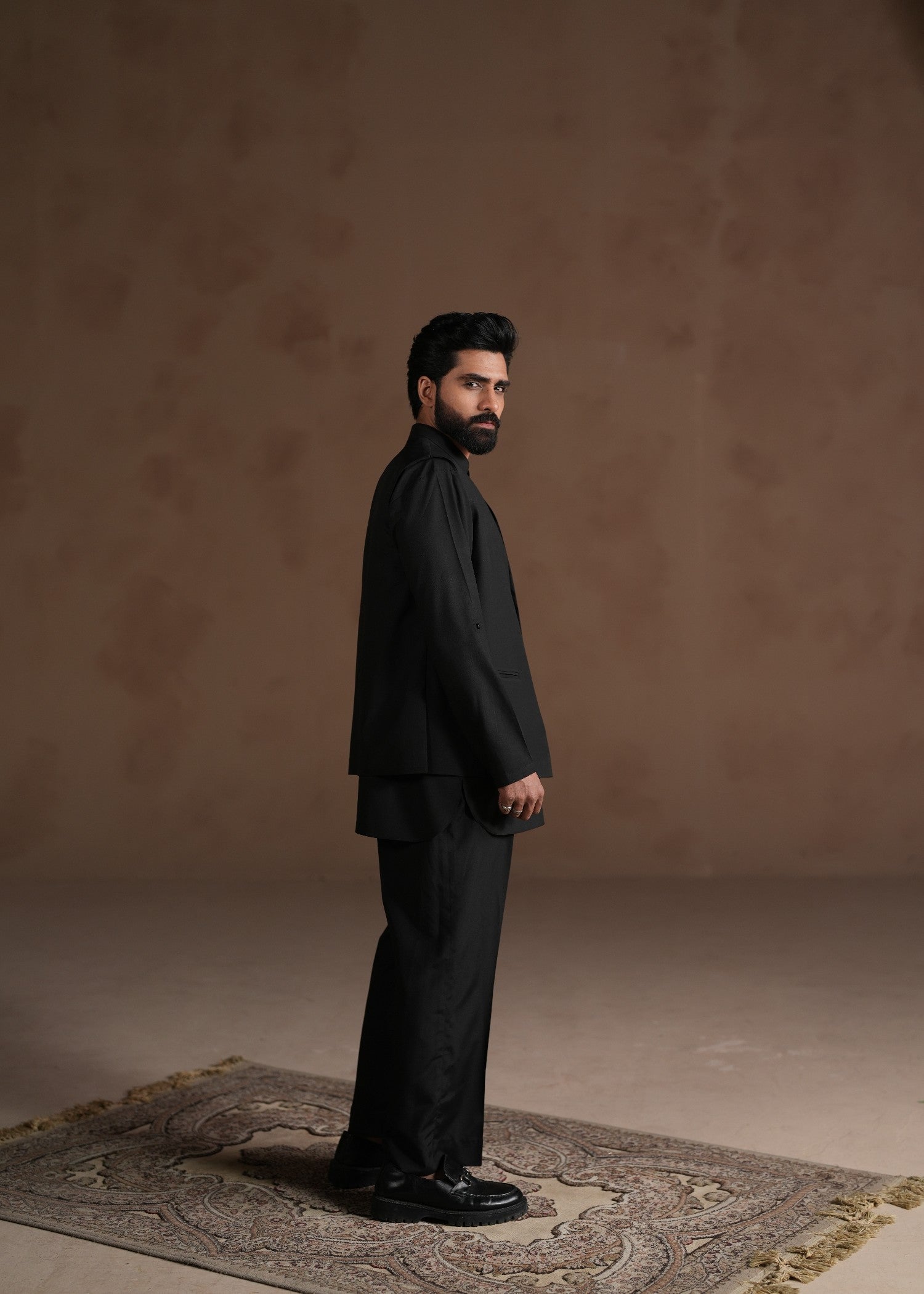 pure boski Kurta Set in Black